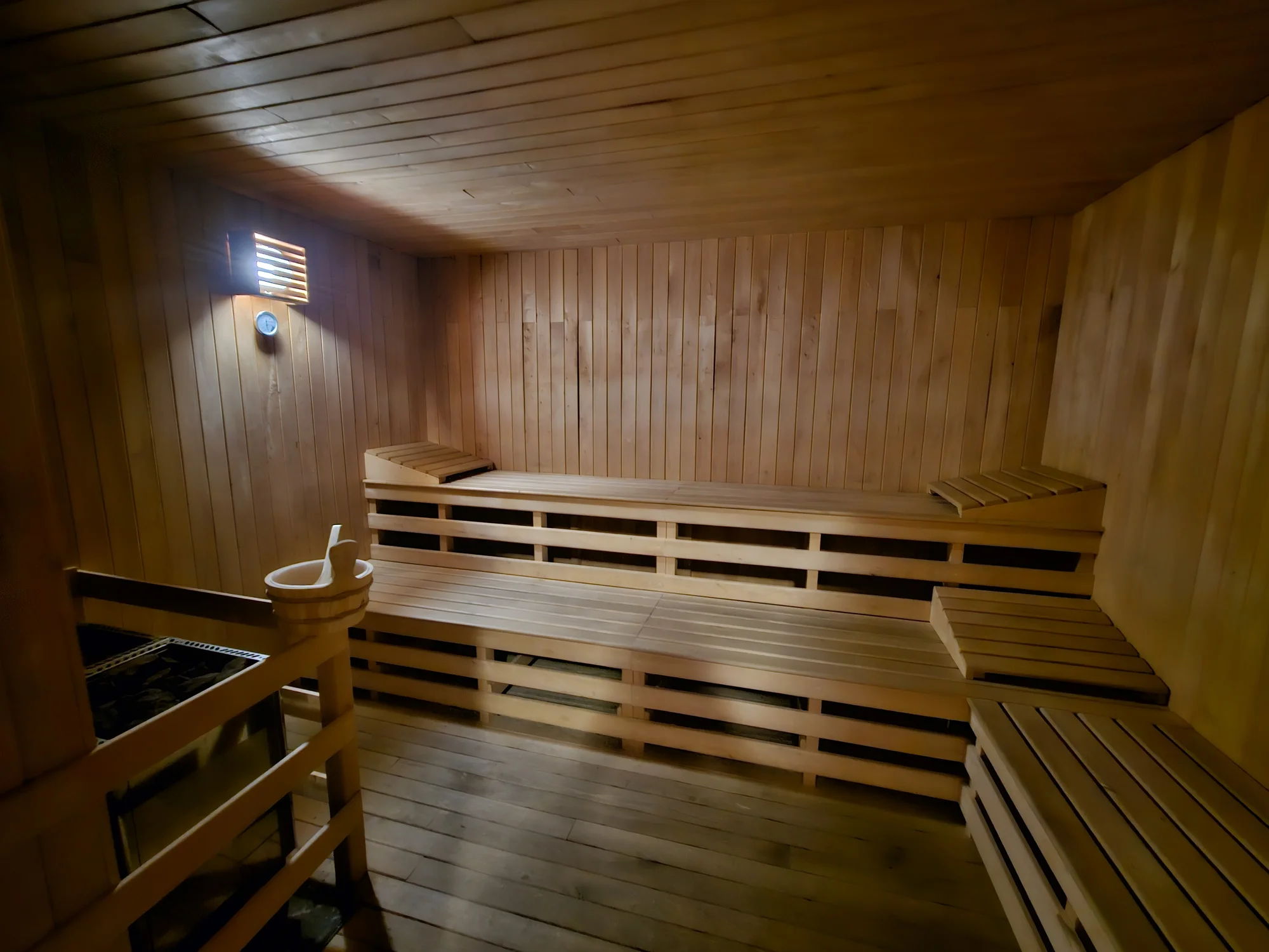 Privátní venkovní wellness: 60minutová sauna nebo 90minutové wellness pro 2-4 osoby