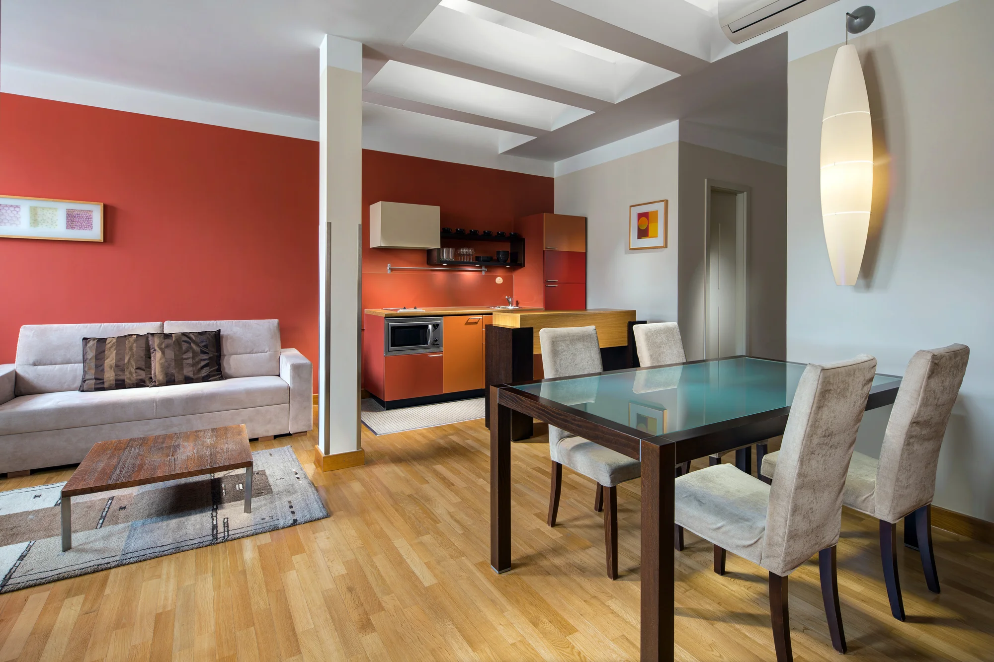 Moderní apartmán nebo studio na Vinohradech se snídaní a saunou