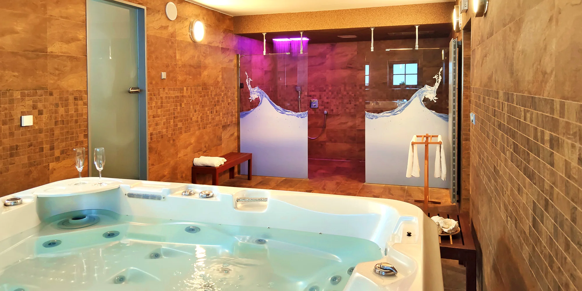 Relax v Kašperských horách pro pár i rodinu: snídaně i privátní wellness