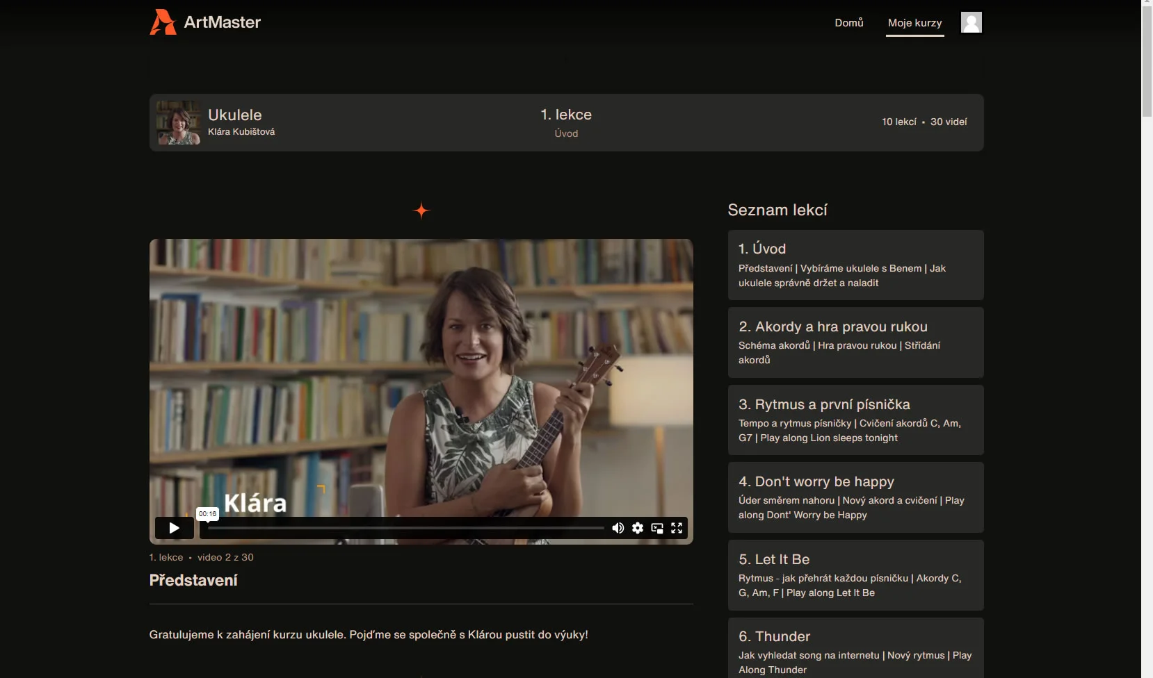Online kurz hry na ukulele pro začátečníky: 10 lekcí