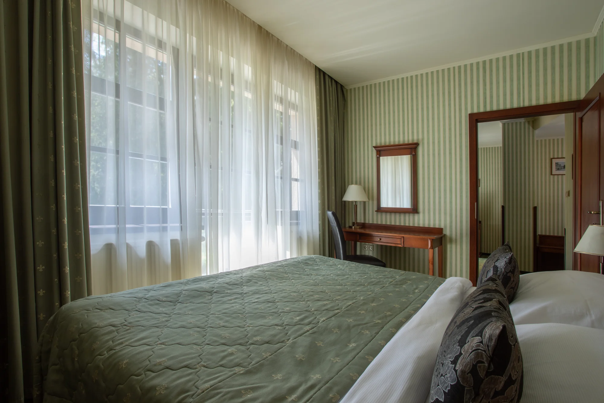 4* hotel v klidné části Mariánských Lázní: snídaně či polopenze, wellness i procedury