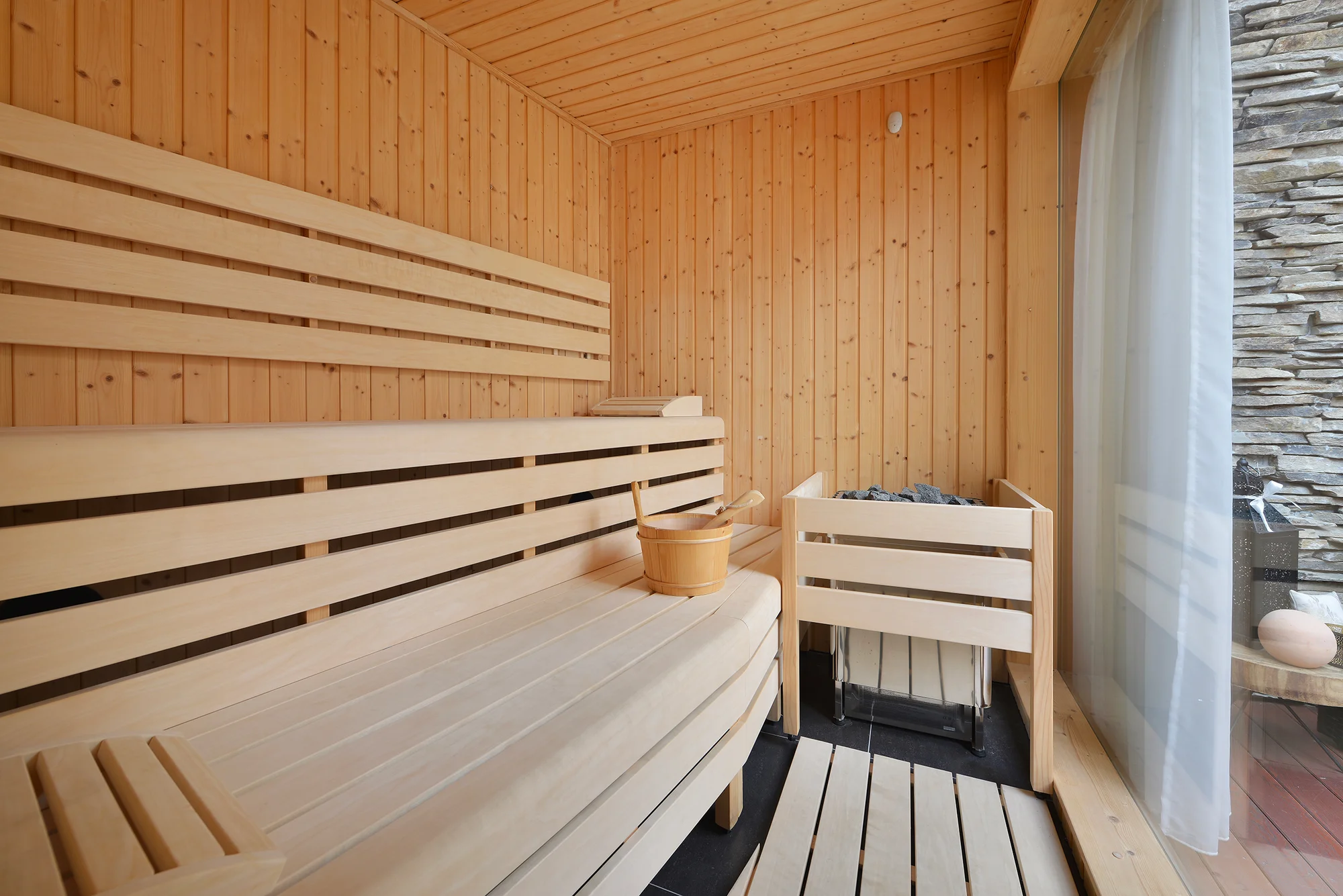 Česká Lípa a Máchův kraj: pobyt ve 4* hotelu se snídaní či polopenzí a wellness, na výběr i dámská jízda