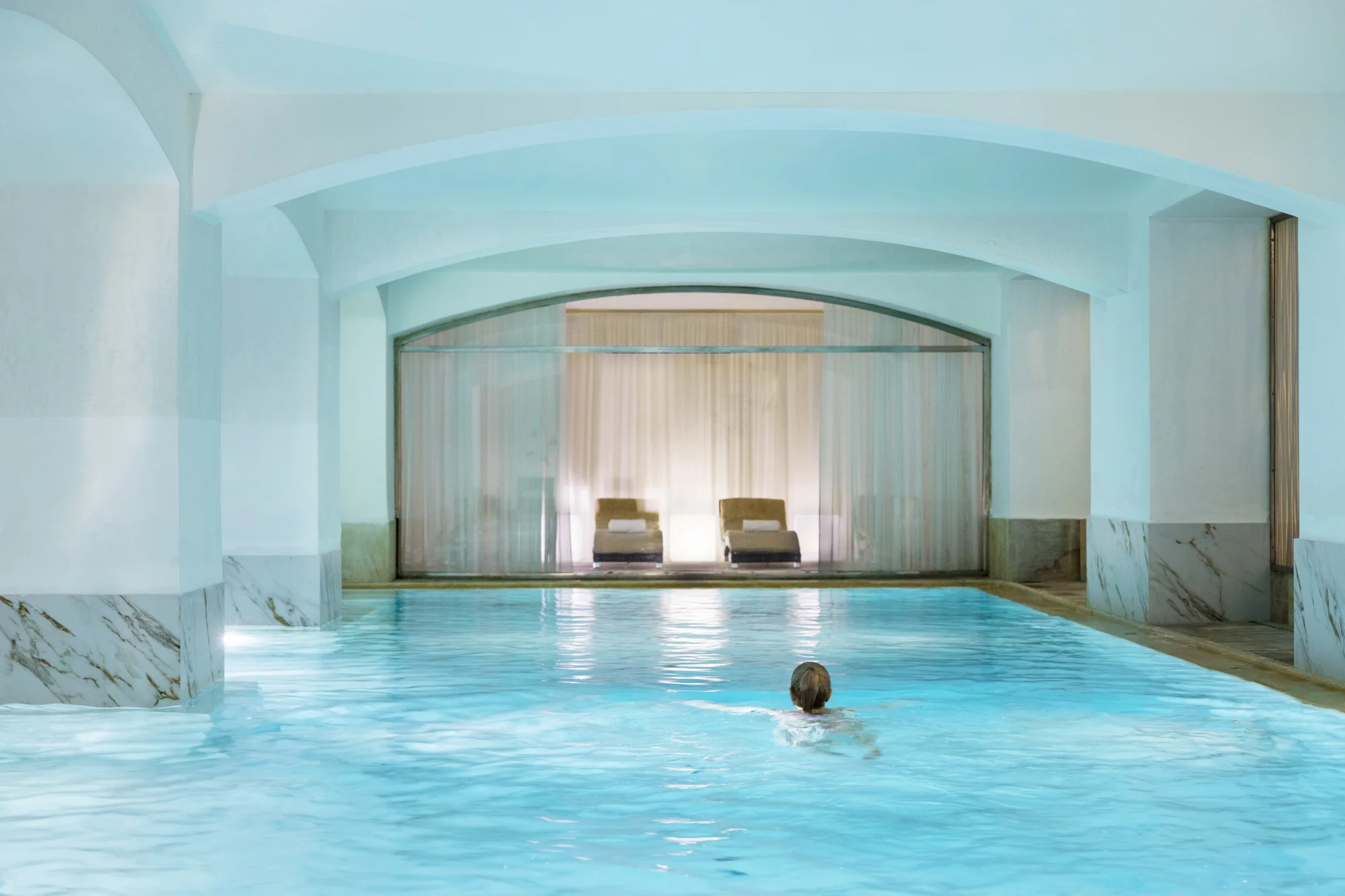 5* hotel v novorenesančním paláci v centru Prahy: luxusní pokoje, varianty se snídaní i vstupem do spa