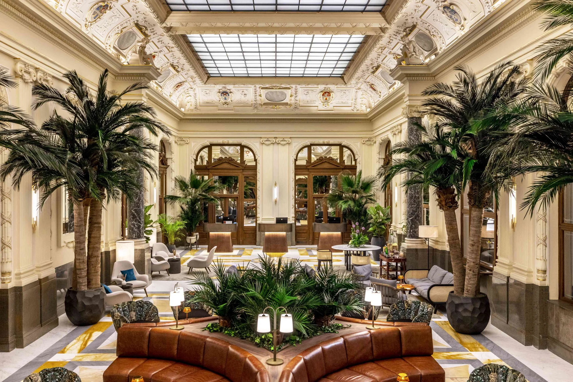 5* hotel v novorenesančním paláci v centru Prahy: luxusní pokoje, varianty se snídaní i vstupem do spa