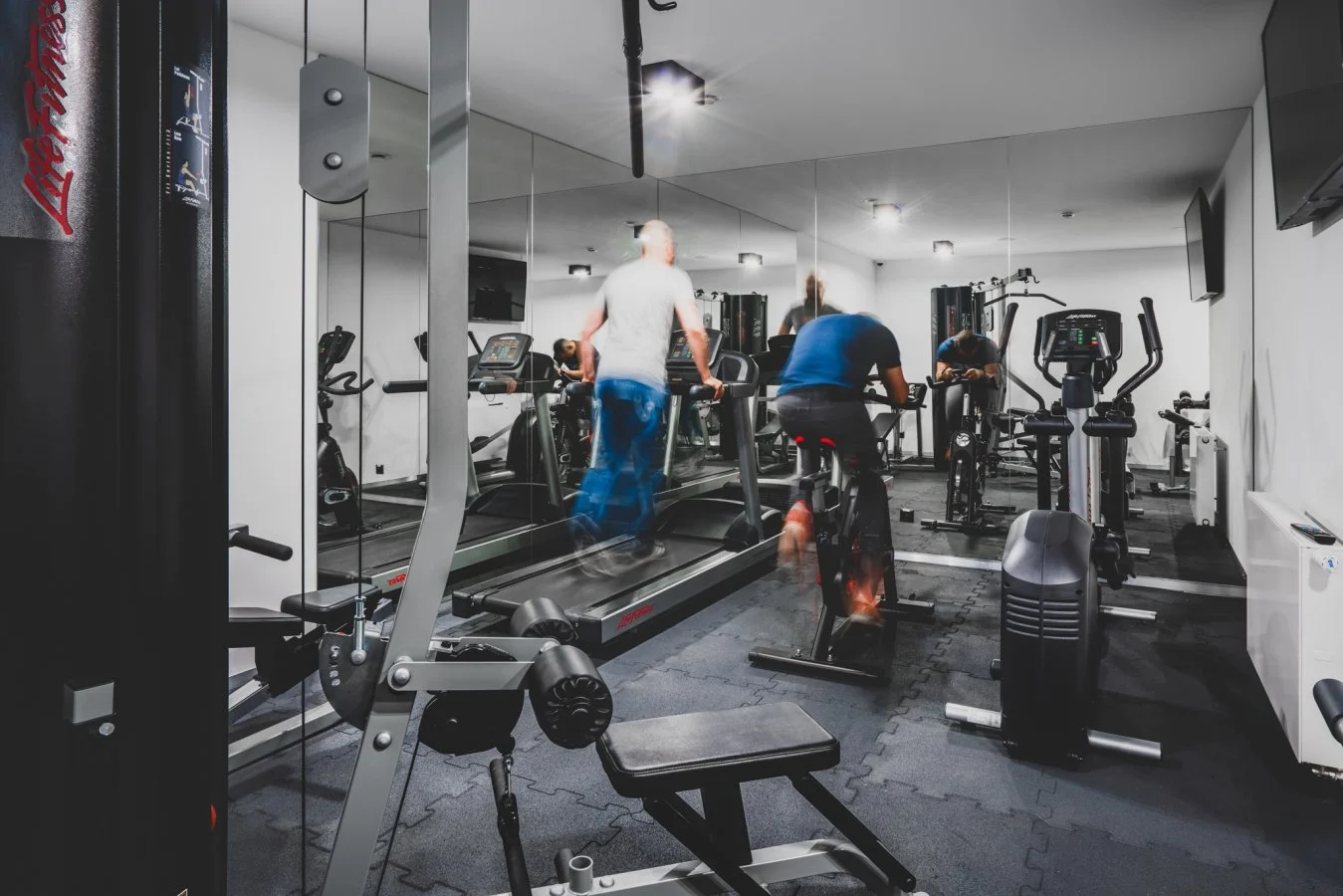 Polské Krkonoše, Karpacz: resort v alpském stylu, neomezený wellness a snídaně či polopenze