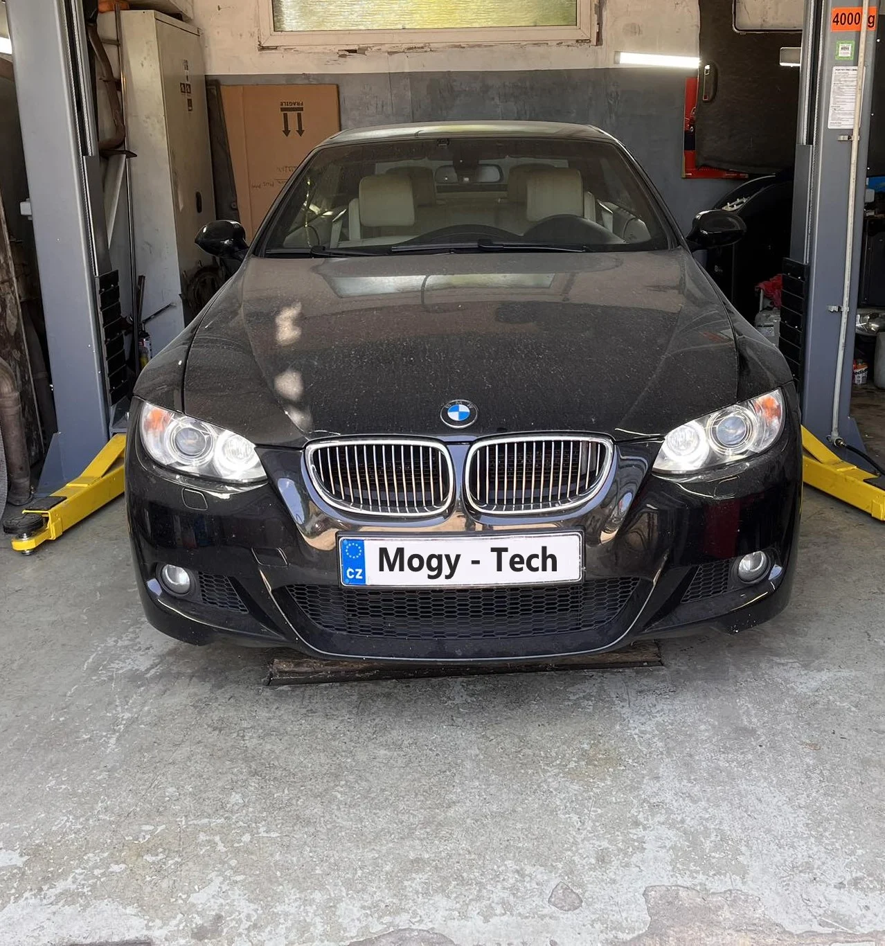 Výměna motorového oleje vč. výměny filtru, prohlídka vozidla i možnost dekarbonizace motoru