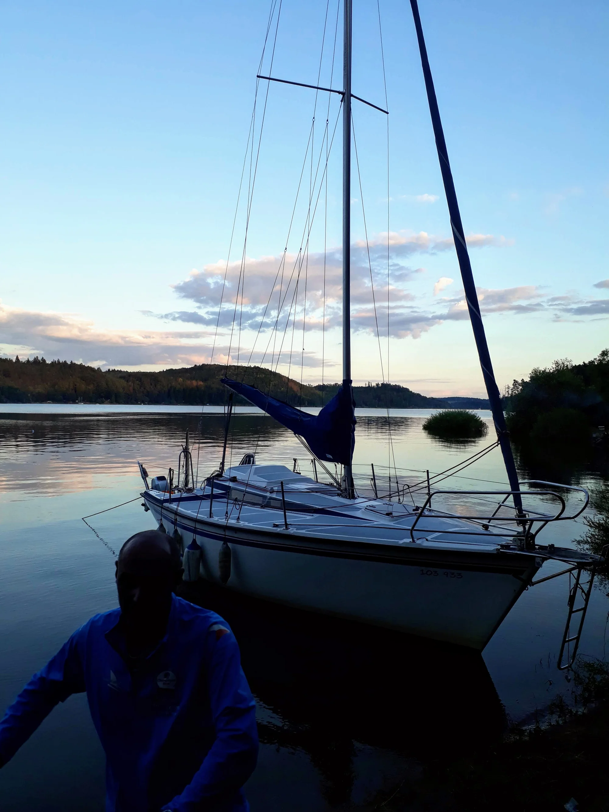 3hod. plavba jachtou s kapitánem na Orlíku vč. zapůjčení paddleboardů i privátní pronájem
