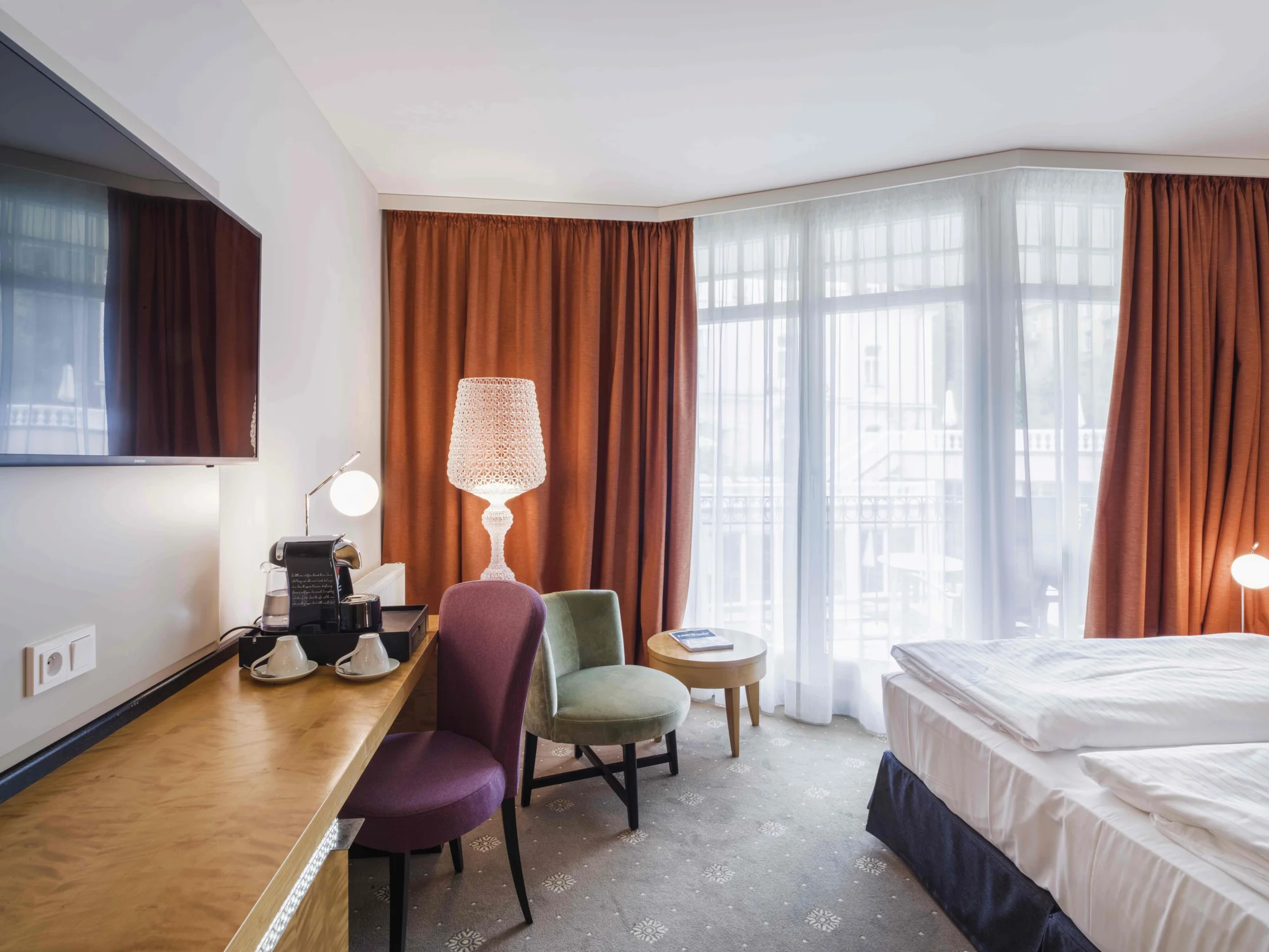 Luxusní 5* hotel v Mariánkách: snídaně či polopenze, neomezeně sauny a bazény i koupel