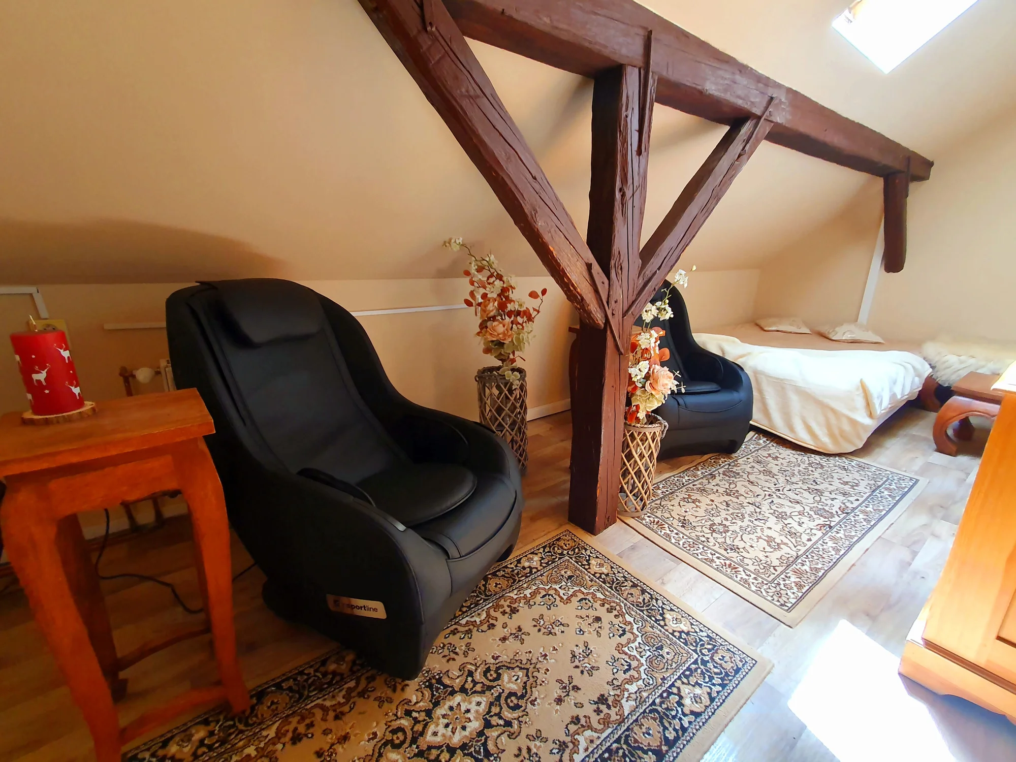 Privátní wellness a kachní prsa nebo lovecké menu v historickém letohrádku pro 2 osoby