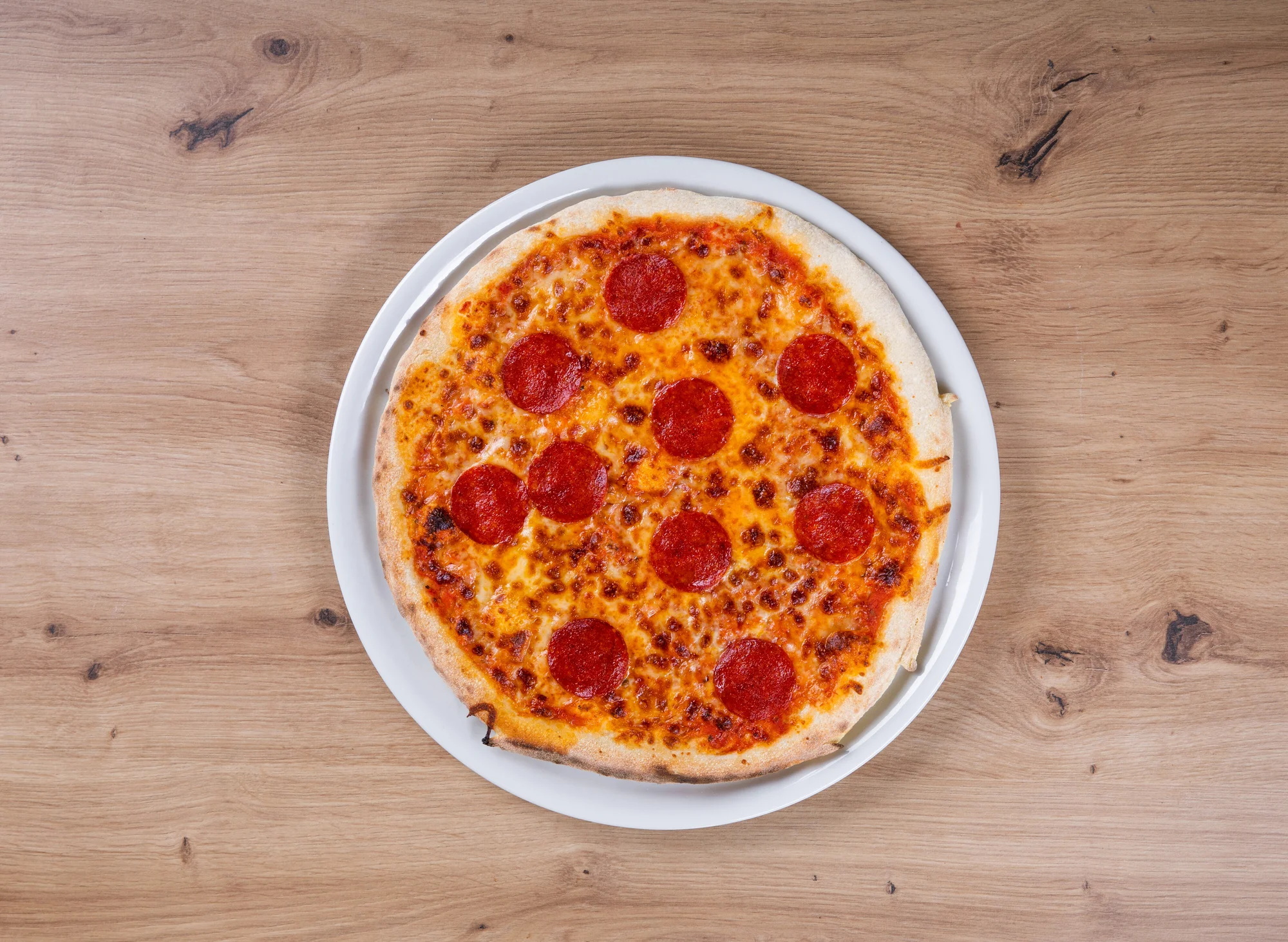 Vymazlený burger nebo pizza dle výběru a nápoj k zaplnění jednoho i dvou vyhládlých a žíznivých žaludků