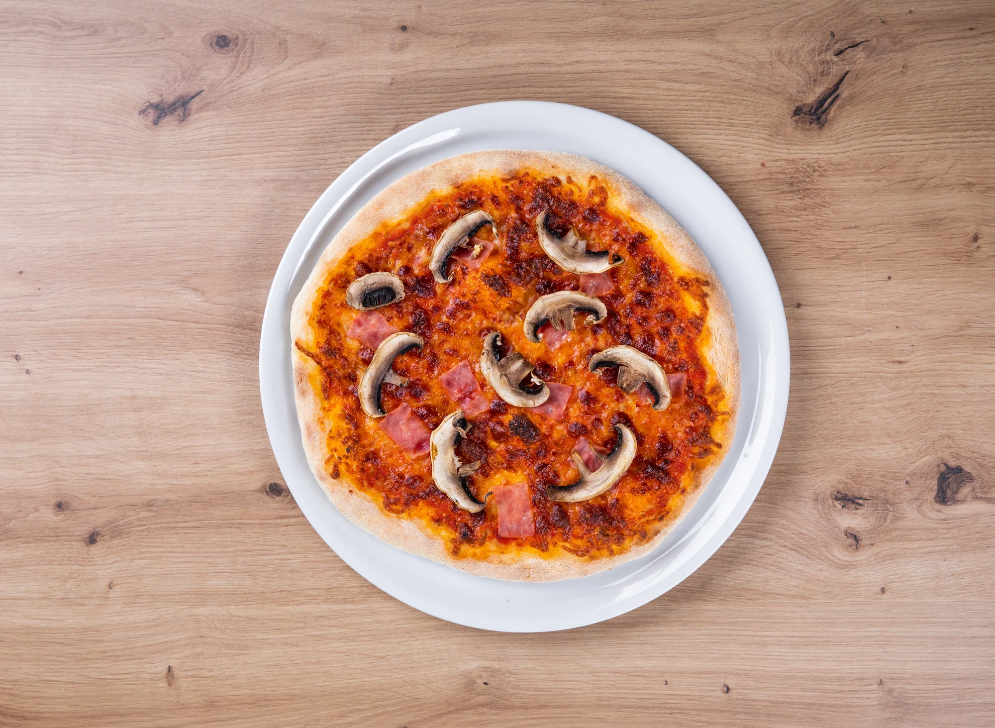Vymazlený burger nebo pizza dle výběru a nápoj k zaplnění jednoho i dvou vyhládlých a žíznivých žaludků