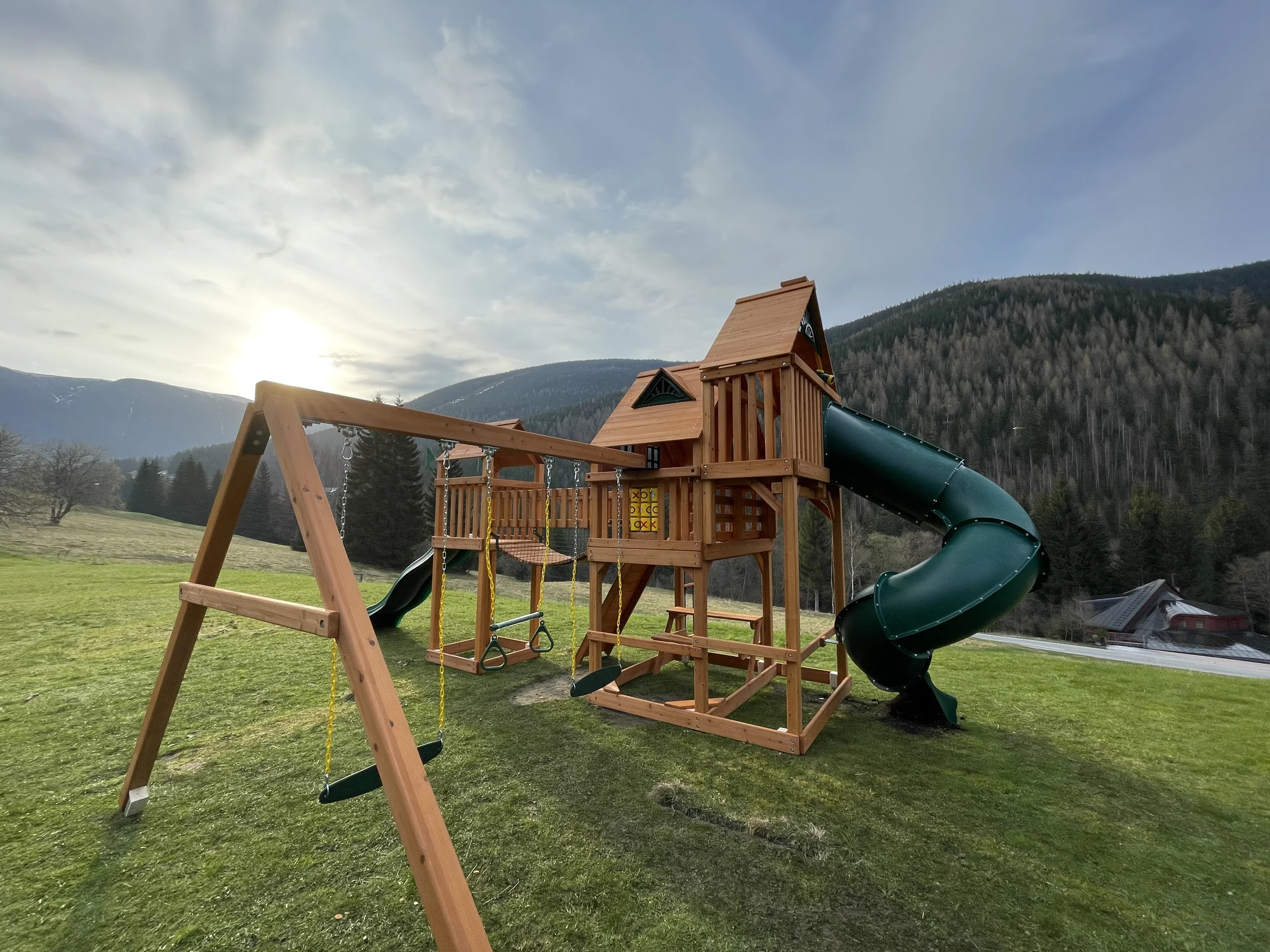 Parádní pobyt v horském hotelu ve Špindlerově Mlýně s wellness i polopenzí