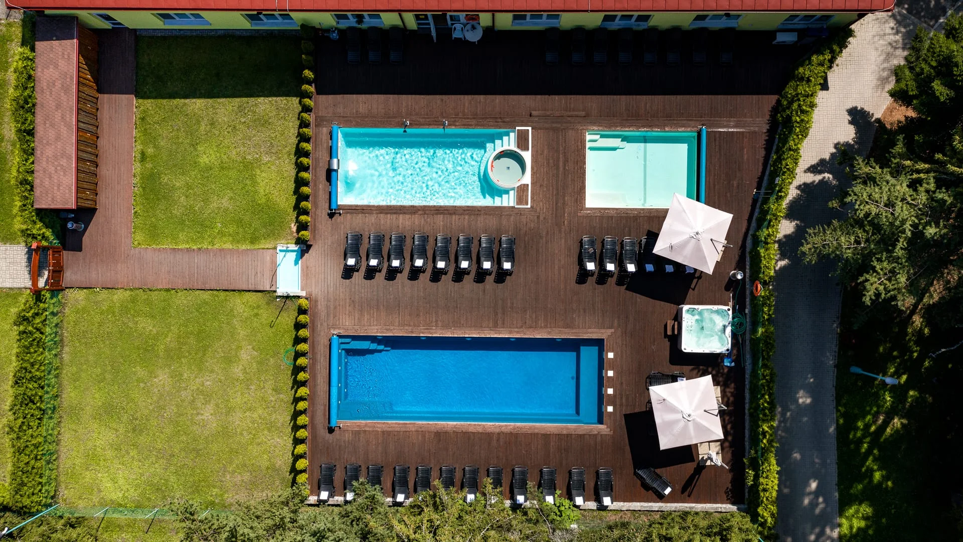 Pobyt v největším rodinném resortu na Slovensku: venkovní hřiště i prolézačky, trampolíny, bazén a sauny