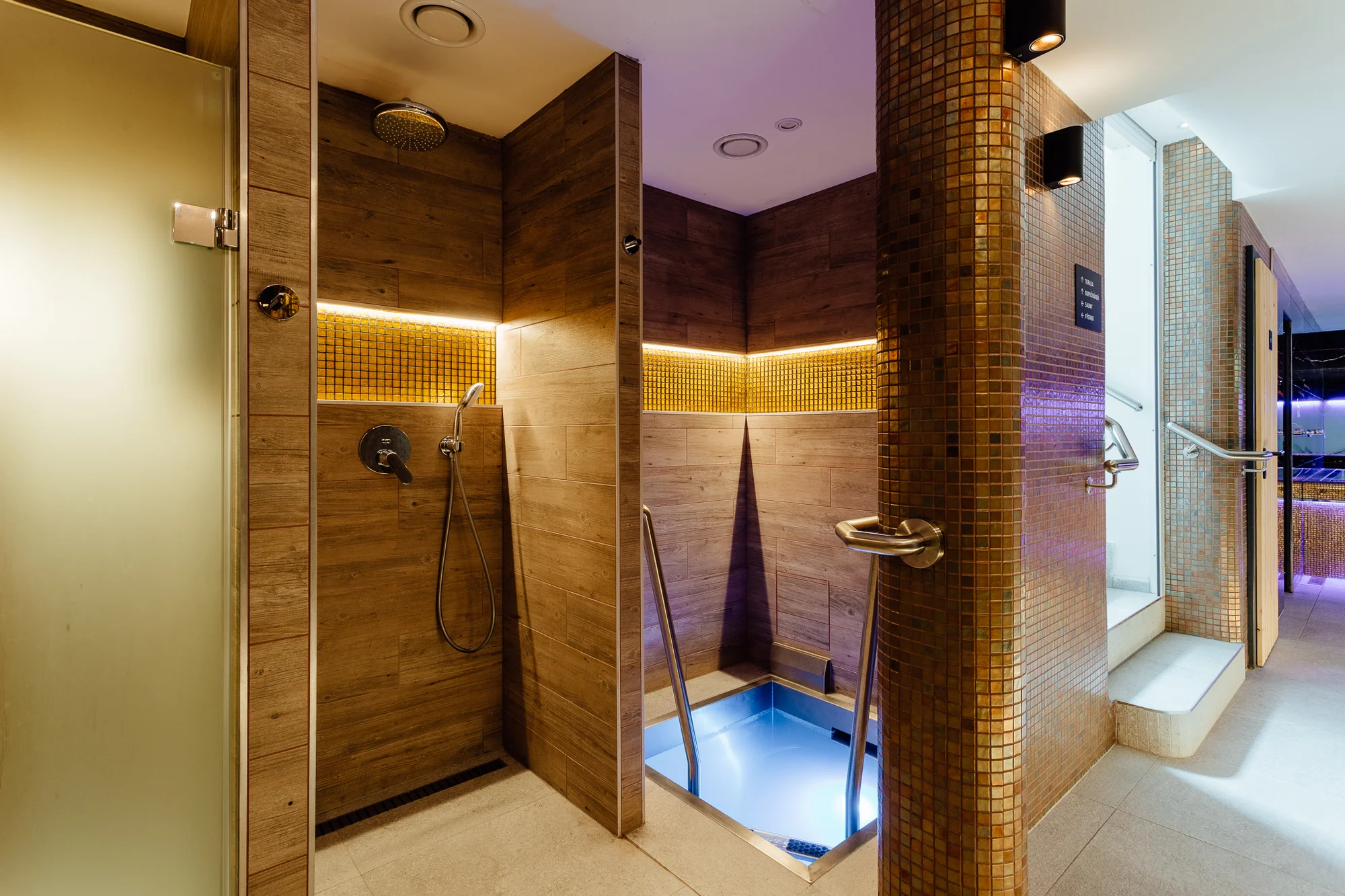 Zážitkový pobyt v tradiční dřevěnici v Malé Fatře s jídlem, wellness i adventure golfem
