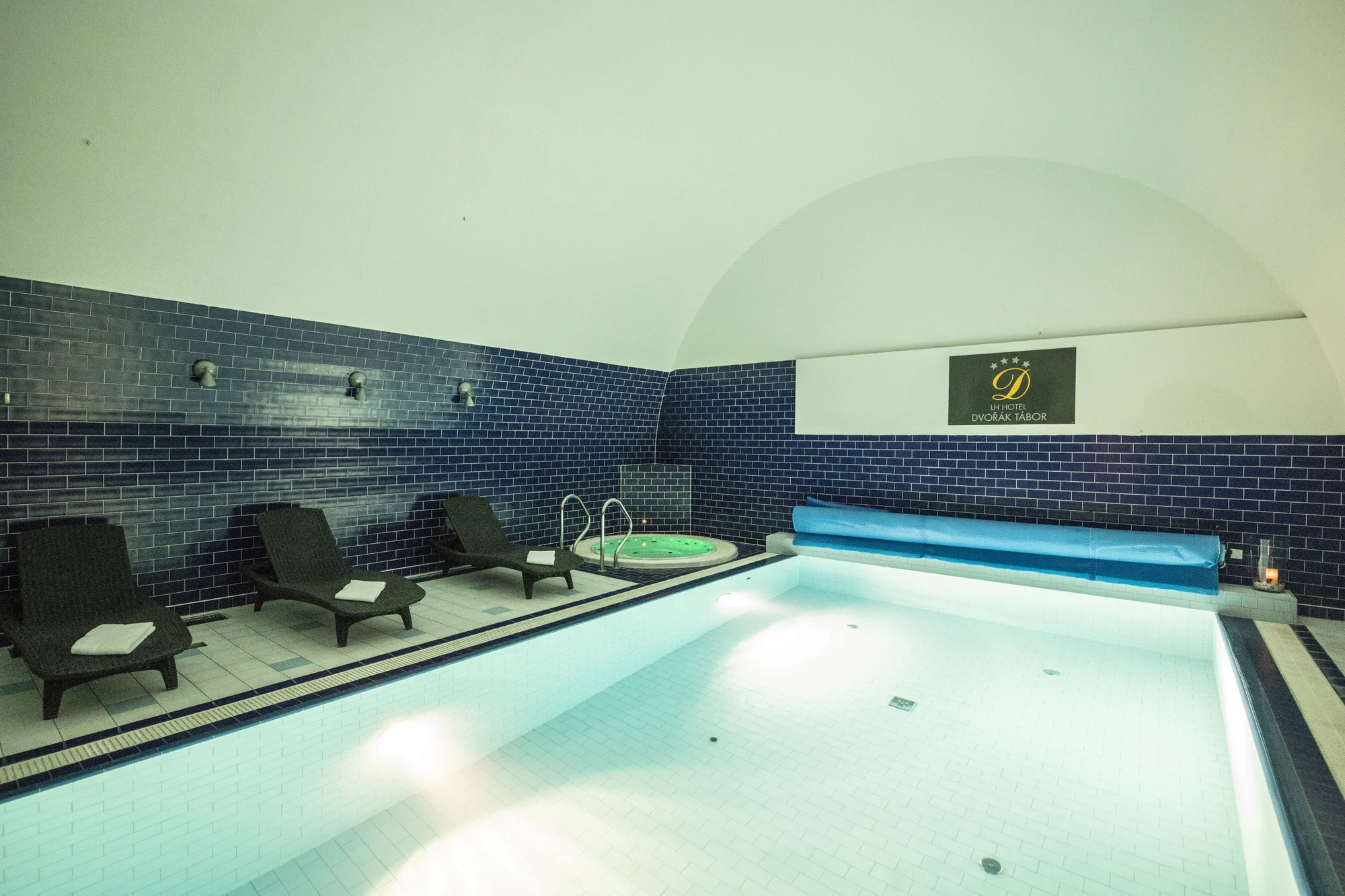 Pobyt v historickém Táboře: 4* hotel, bohaté snídaně i polopenze, wellness i koupel