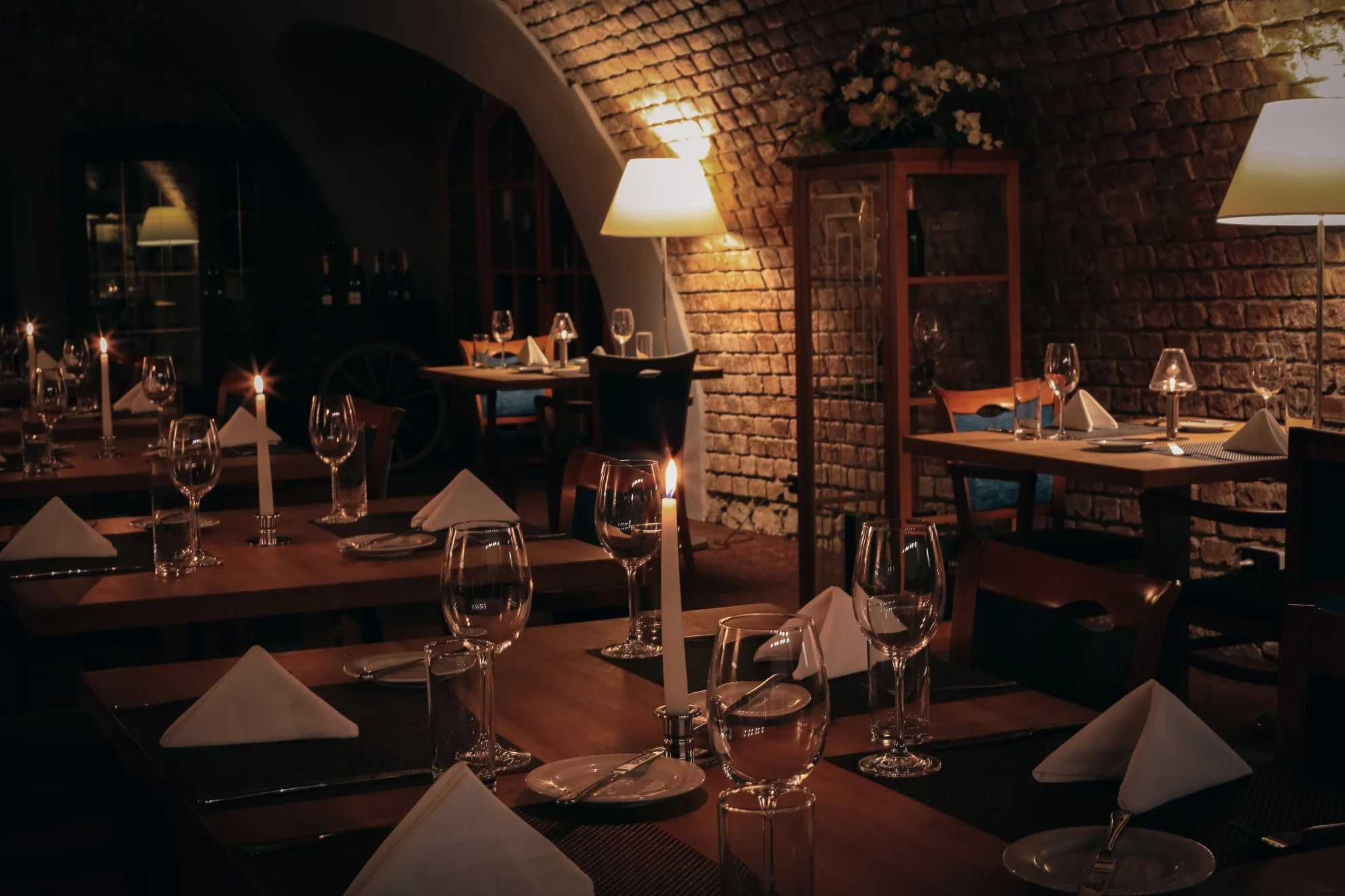 Čtyřchodové menu s vínem v restauraci La Cave pro 1 či 2 osoby