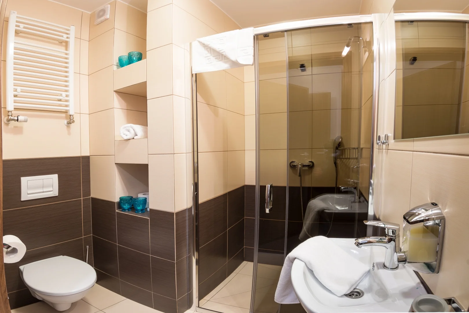 Pobyt v polské Ustroni: pokoj s výhledem na hory nebo apartmán, snídaně či polopenze, wellness i privátně