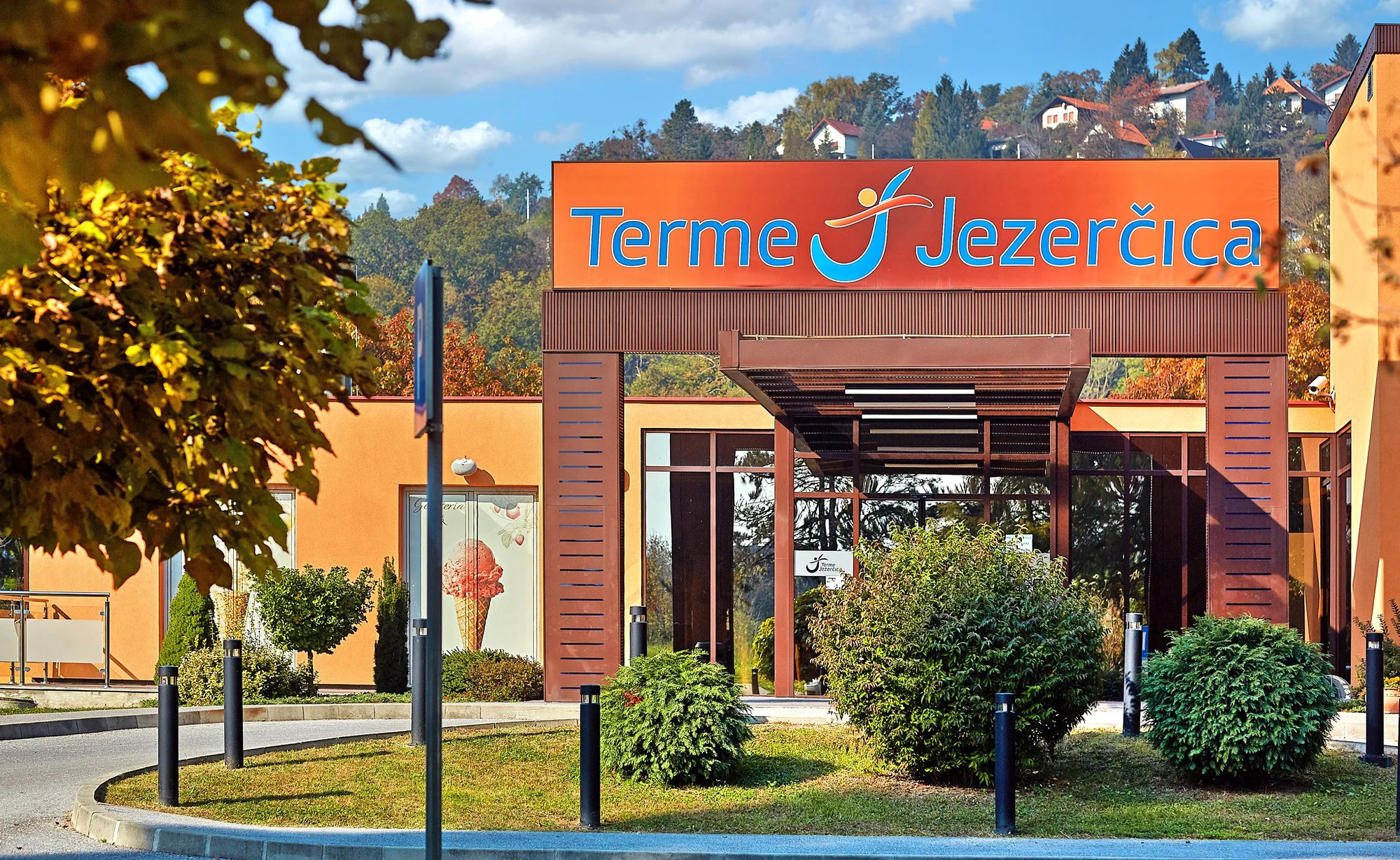 Chorvatské termály Jezerčica: mobilní domky pro 6 osob a vstupy do aquaparku s 8 bazény