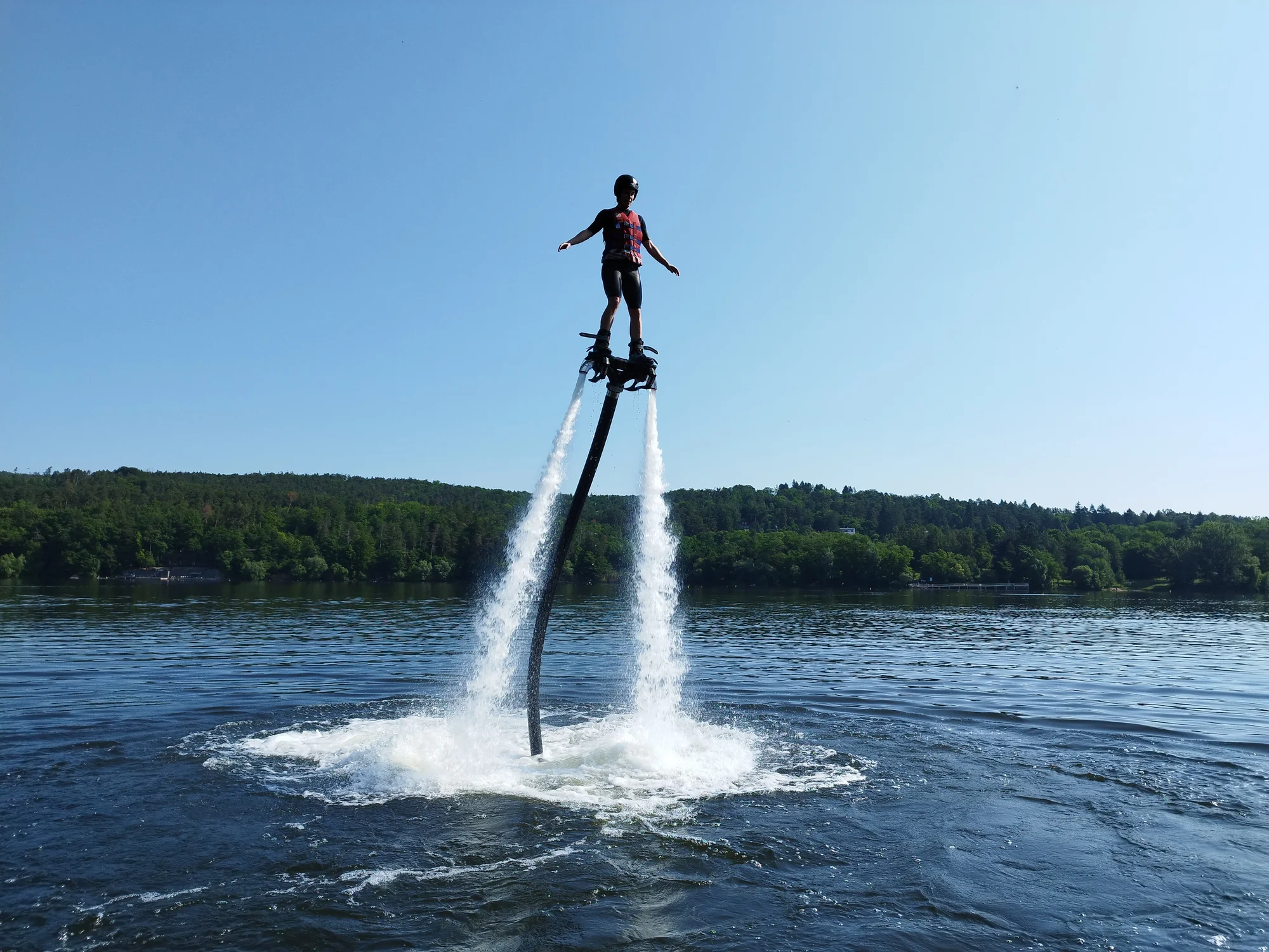 Flyboard: let nad hladinou v Brně, Ostravě, Plzni, Praze nebo České Lípě