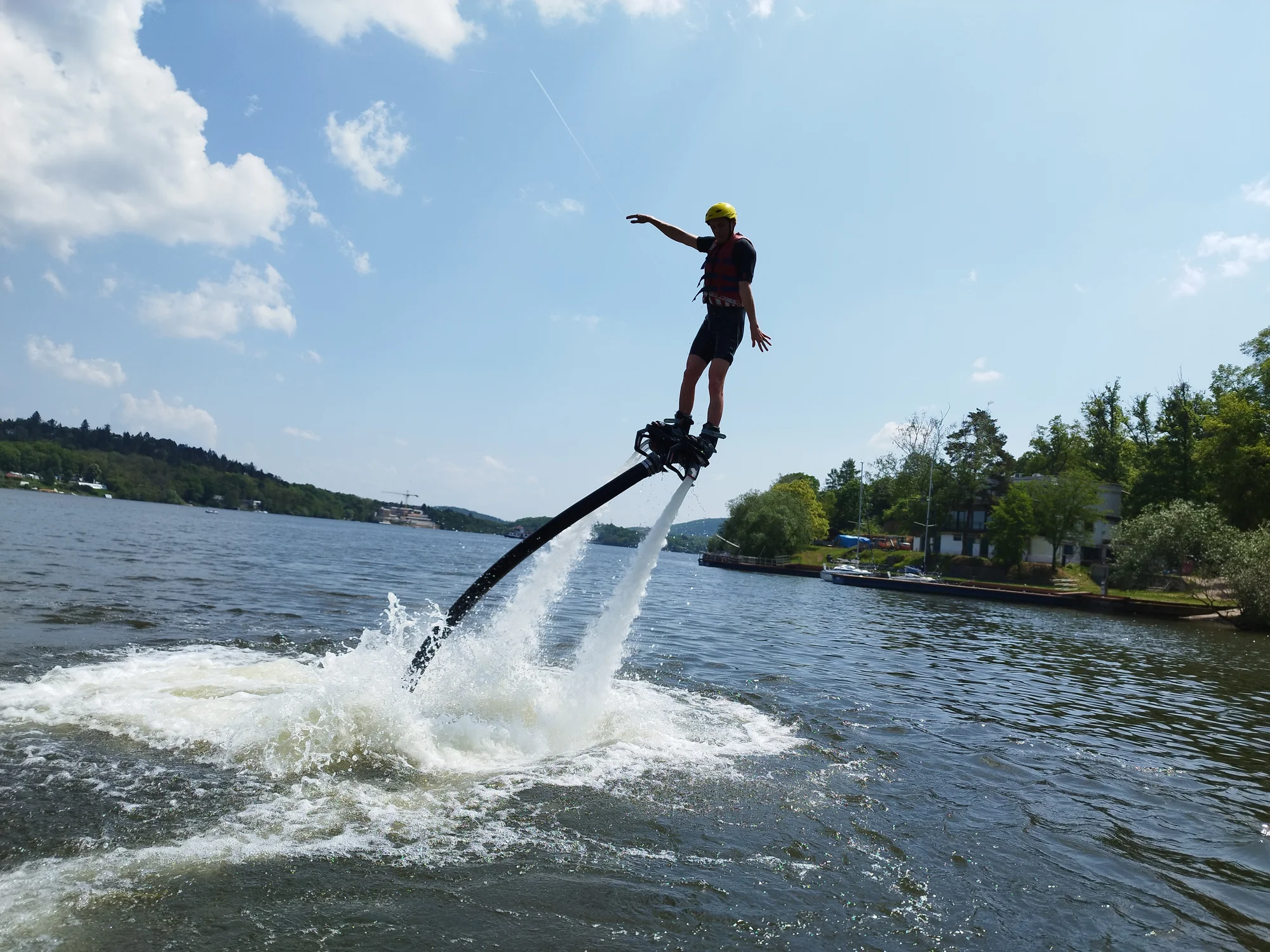 Flyboard: let nad hladinou v Brně, Ostravě, Plzni, Praze nebo České Lípě