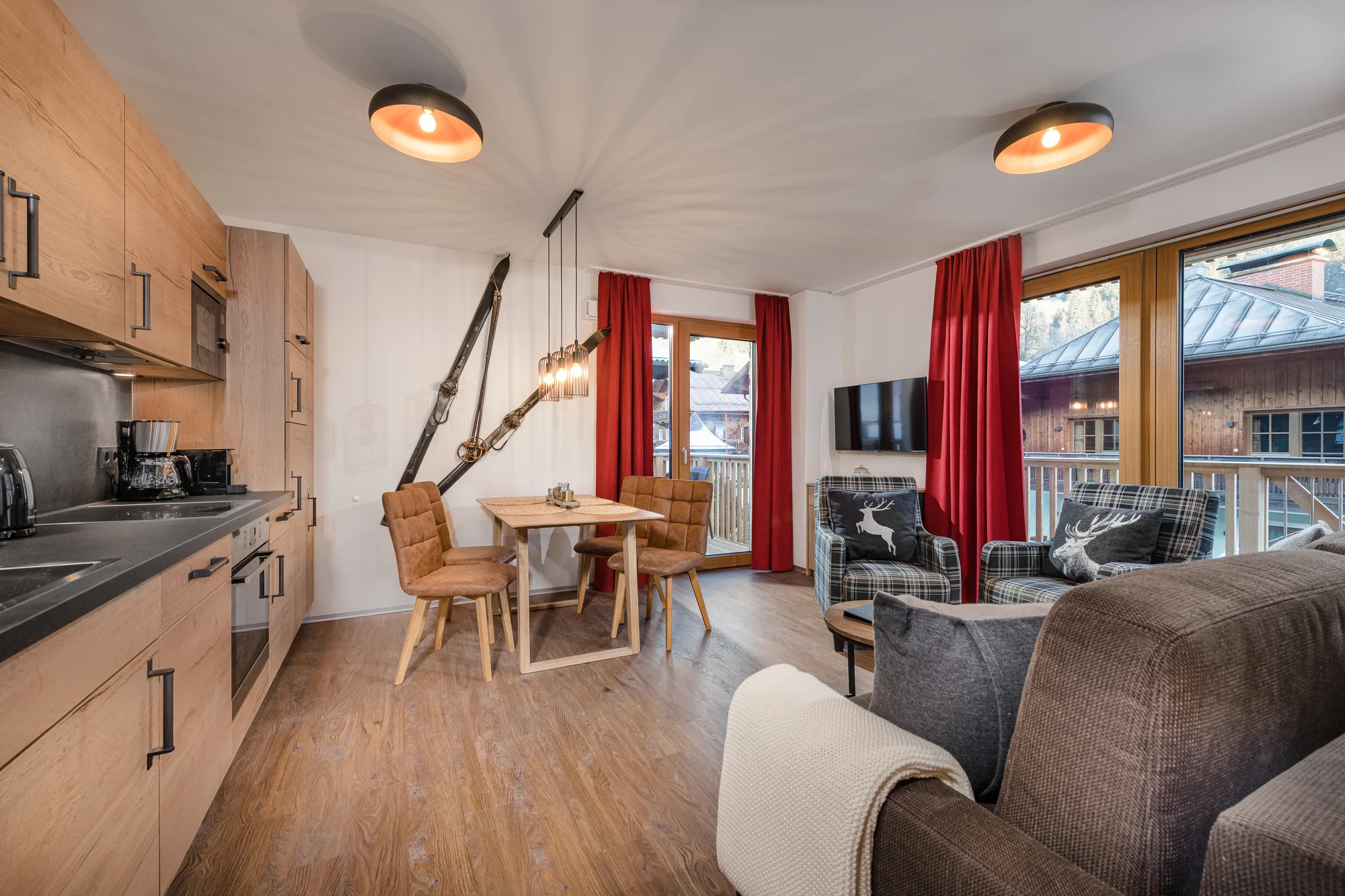Rakouské Alpy: moderní apartmán s kuchyňkou a turistická karta plná slev