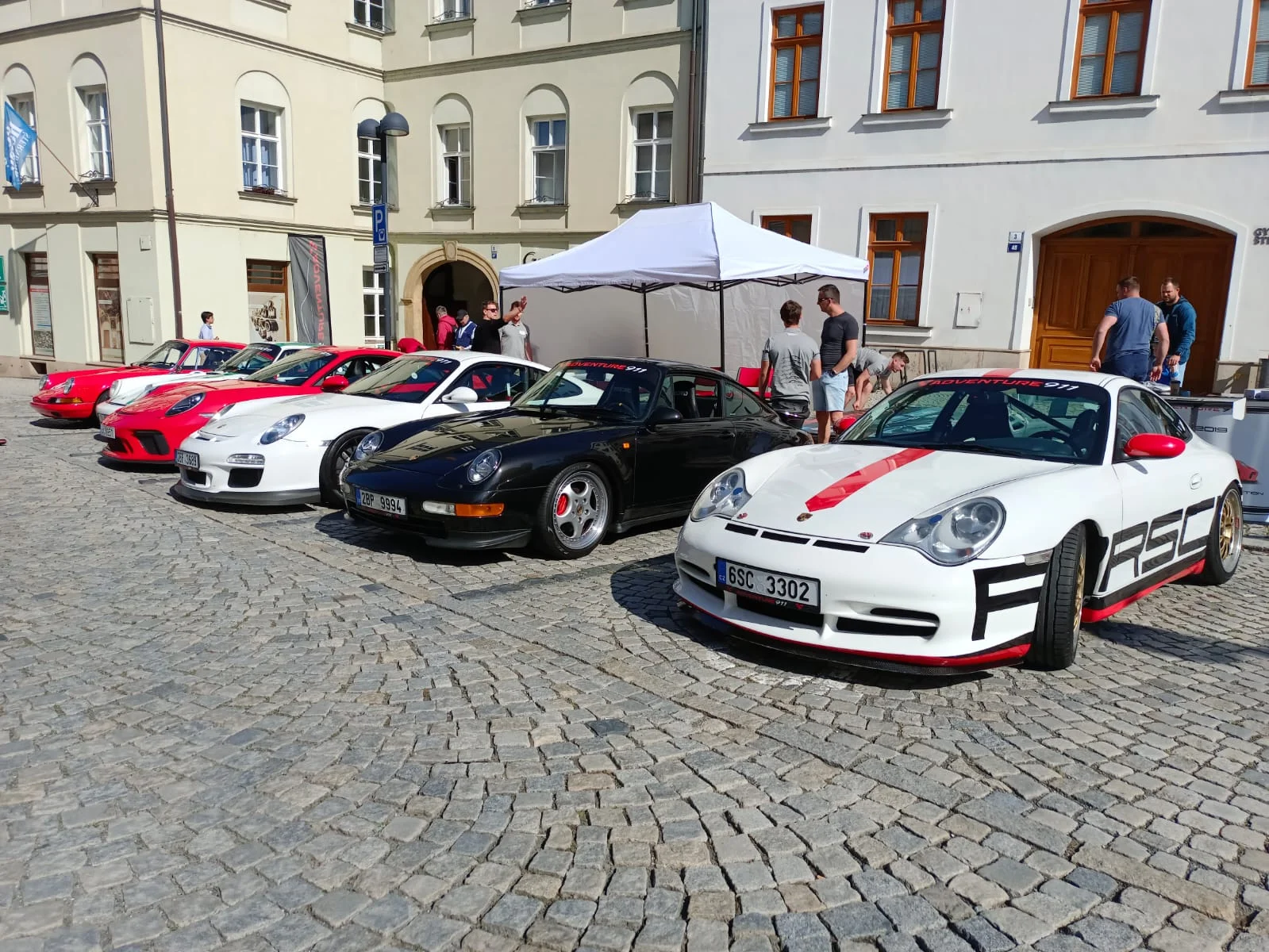 15–60min. jízdy v Porsche: 6 legendárních vozů od „devětsetjedenáctky“ z roku 1969 po 991 GT3