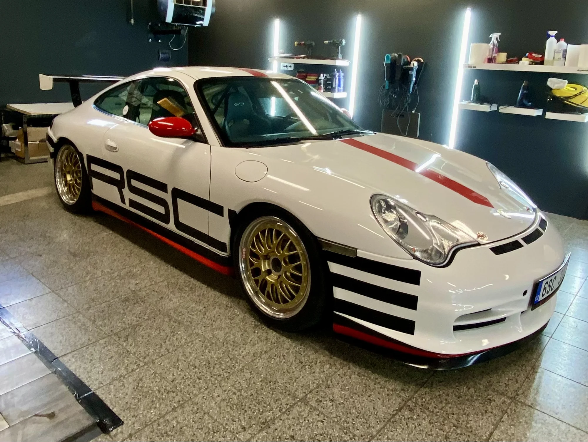 15–60min. jízdy v Porsche: 6 legendárních vozů od „devětsetjedenáctky“ z roku 1969 po 991 GT3