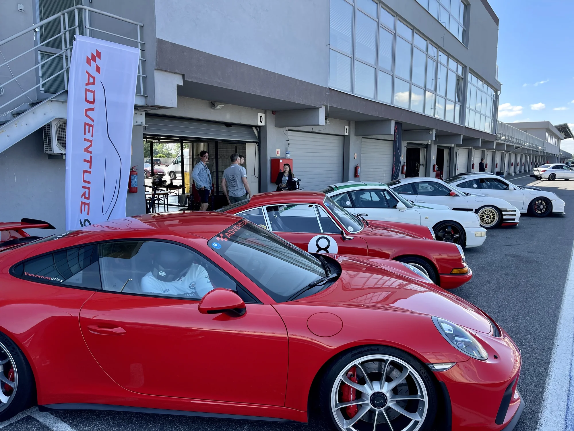 15–60min. jízdy v Porsche: 6 legendárních vozů od „devětsetjedenáctky“ z roku 1969 po 991 GT3
