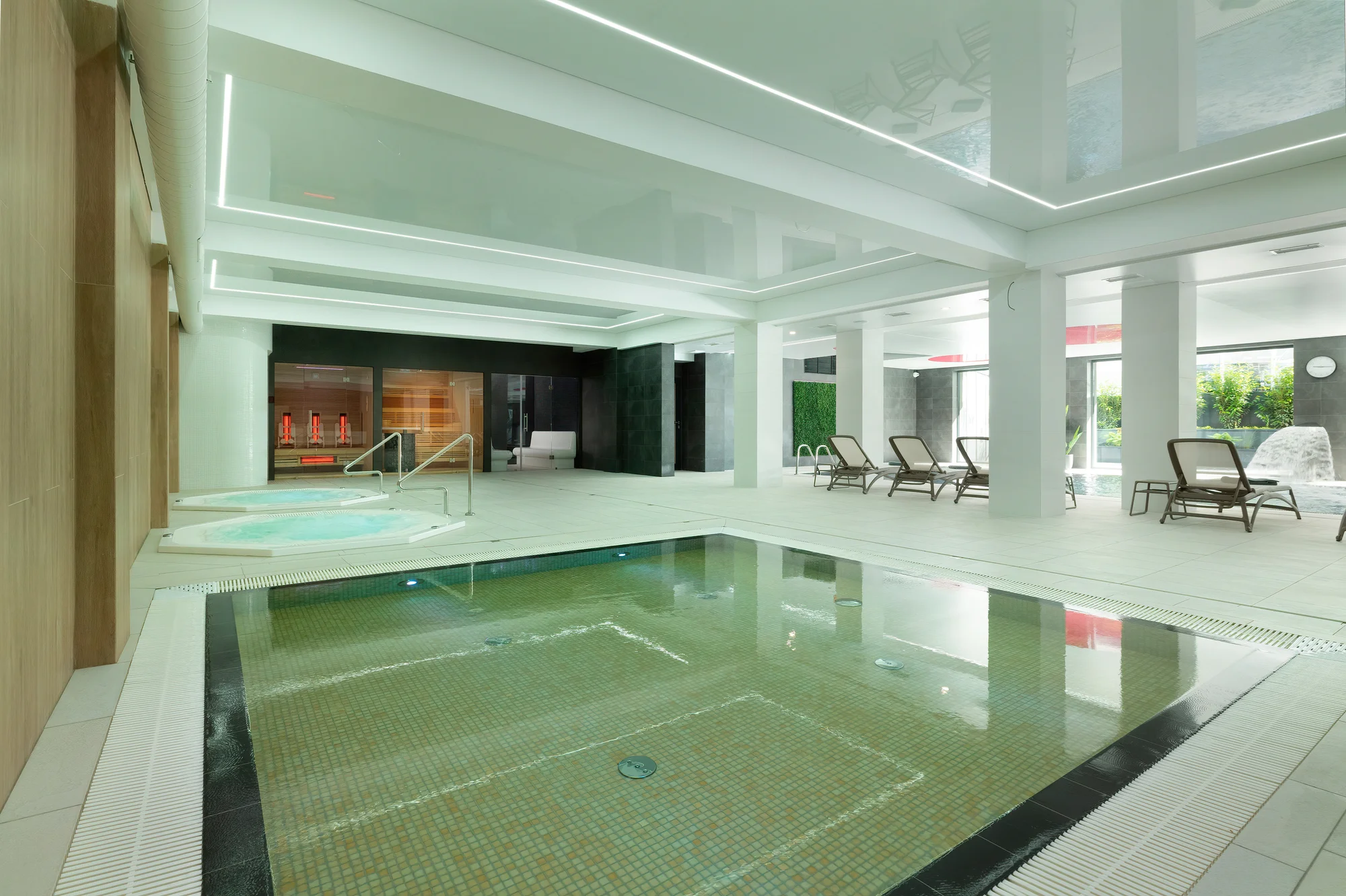 Baltský resort u pláže v Pobierowo: polopenze, neomezený wellness i zábava pro děti