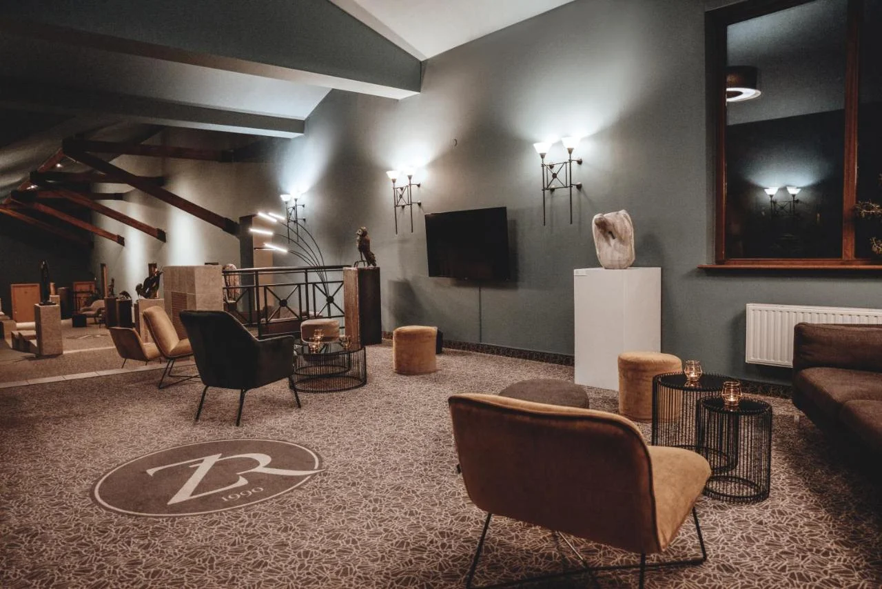 Hotel nedaleko Krakova: pobyt se snídaní či polopenzí