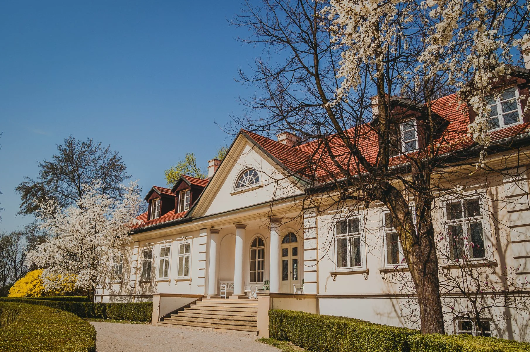 Hotel nedaleko Krakova: pobyt se snídaní či polopenzí