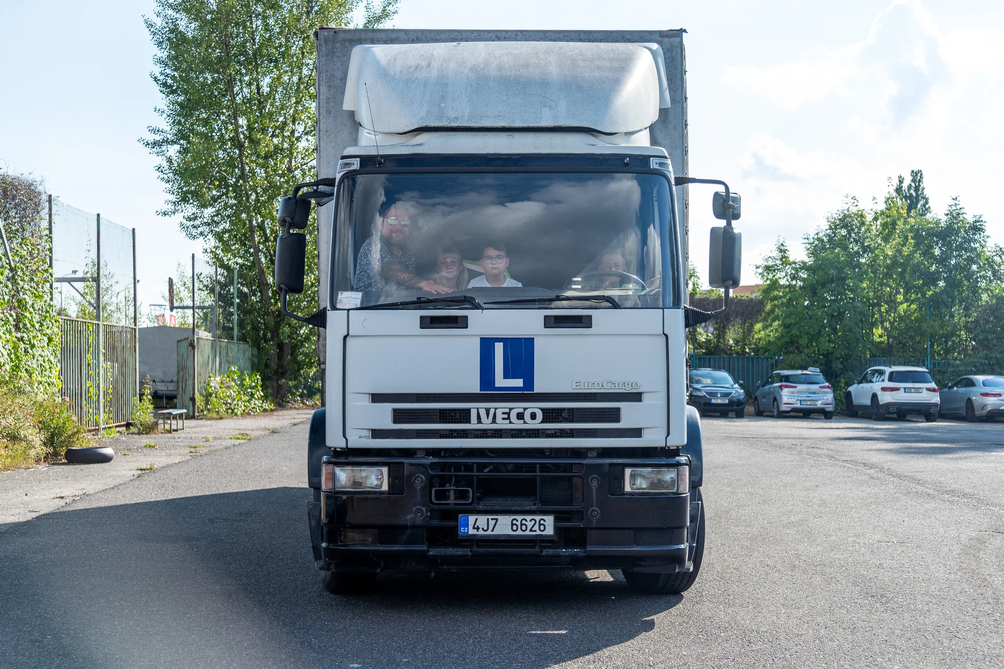 Zážitkové jízdy pro děti: autobus i osobní a nákladní auto