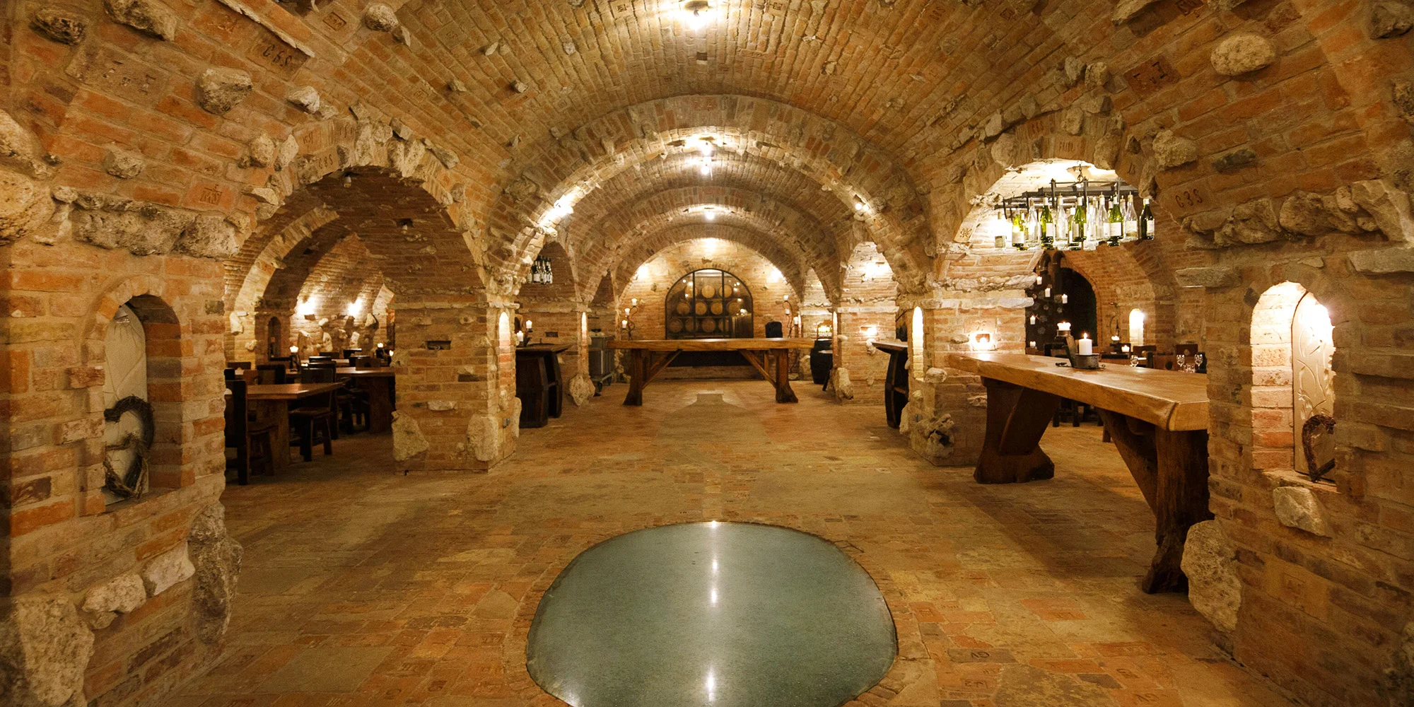 Skvělý relax na jižní Moravě až pro 6 osob: ubytování mezi vinicemi, polopenze a víno