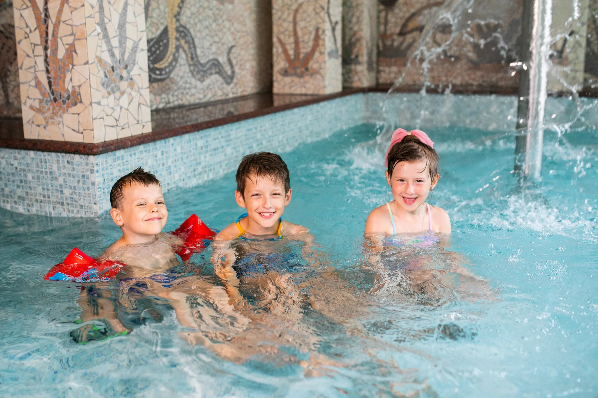 Rodinná dovolená v polských Beskydech: horský hotel s jídlem, wellness a venkovním bazénem