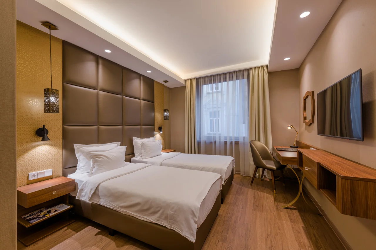 Relax v centru Budapešti: Continental Hotel se snídaněmi a neomezeným wellness