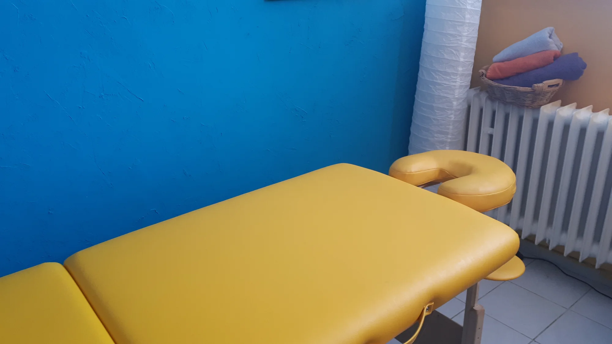 Masáže proti bolesti zad nebo aromaterapeutické masáže s možností akupresury