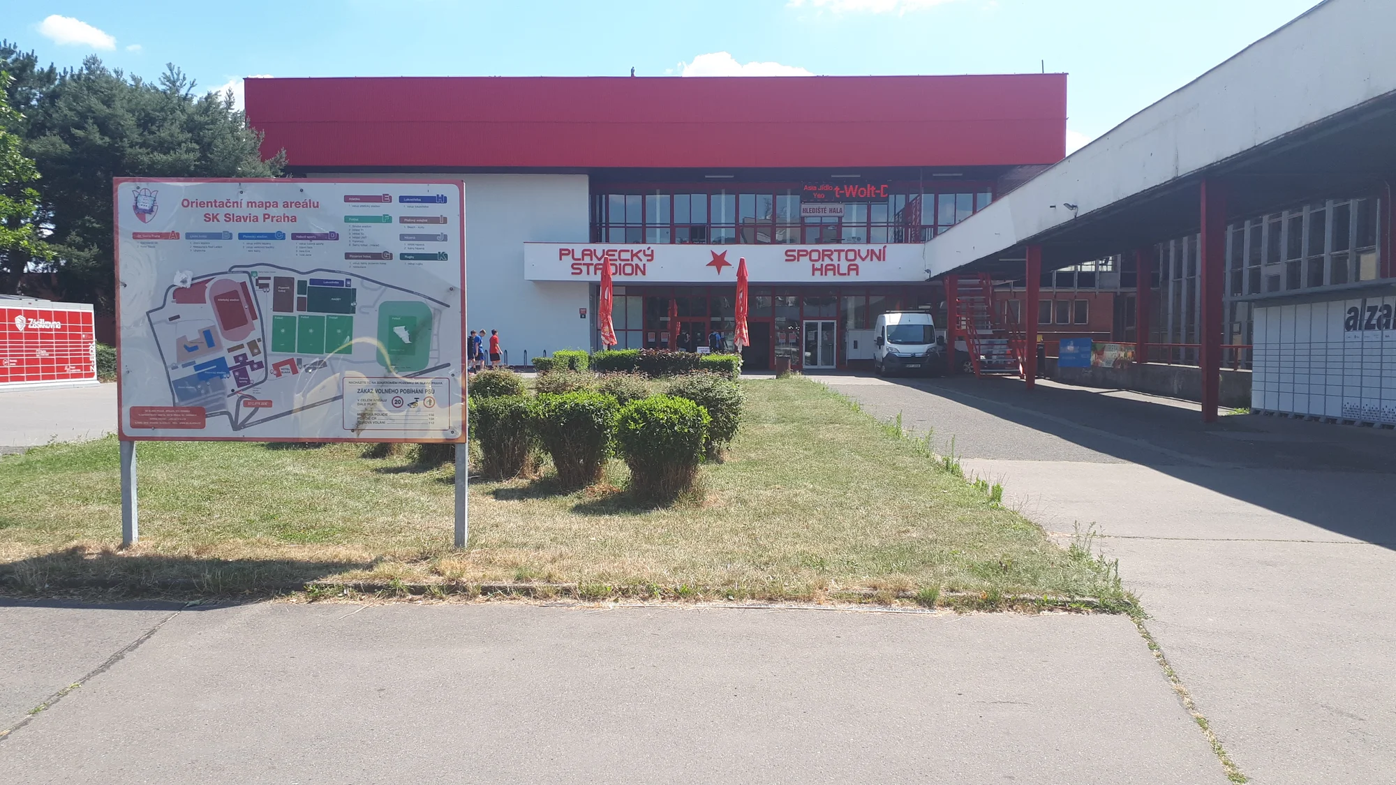 Masáže proti bolesti zad nebo aromaterapeutické masáže s možností akupresury