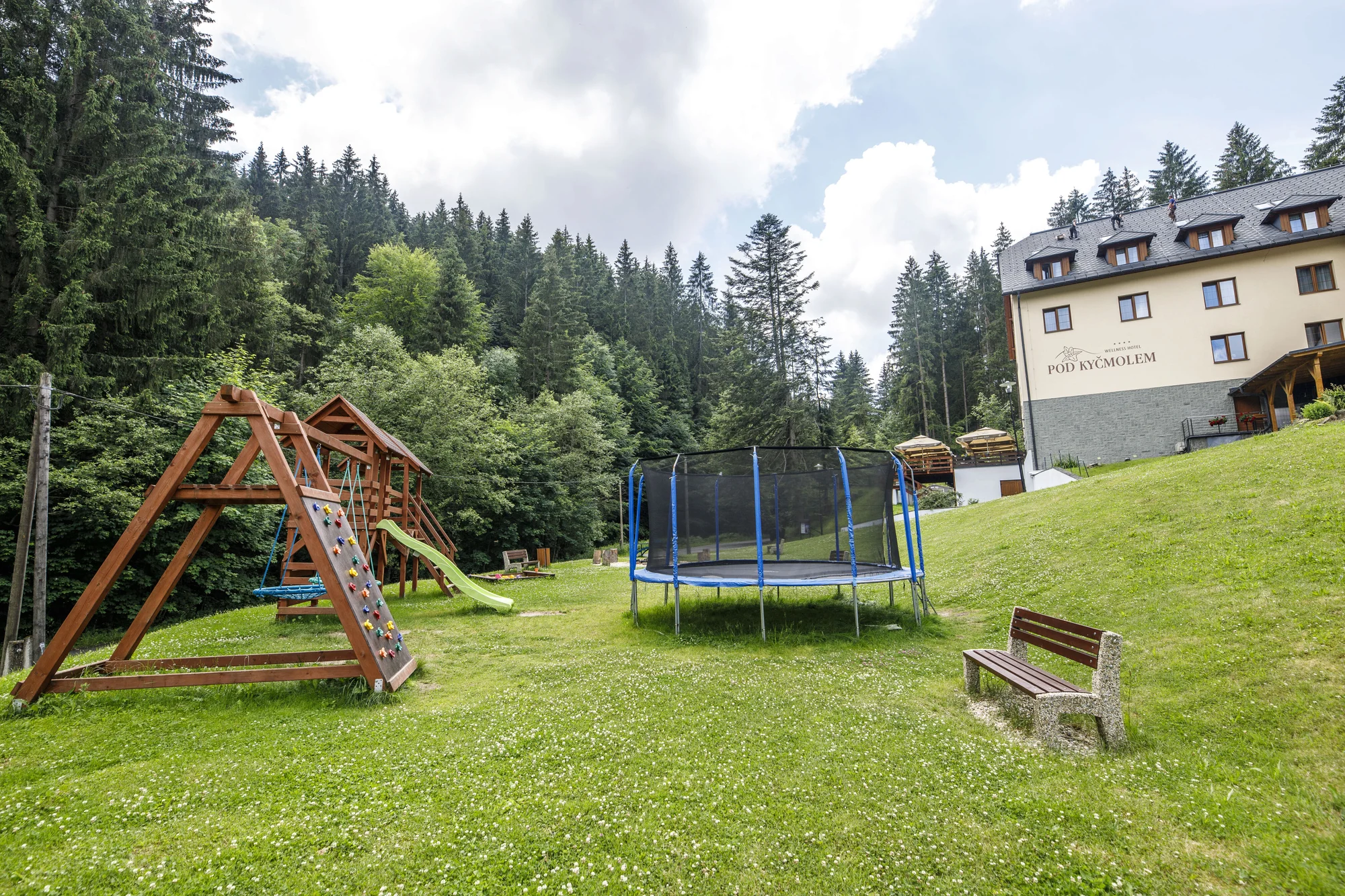 Dovolená v Beskydech: polopenze a neomezený wellness i vlastní minipivovar