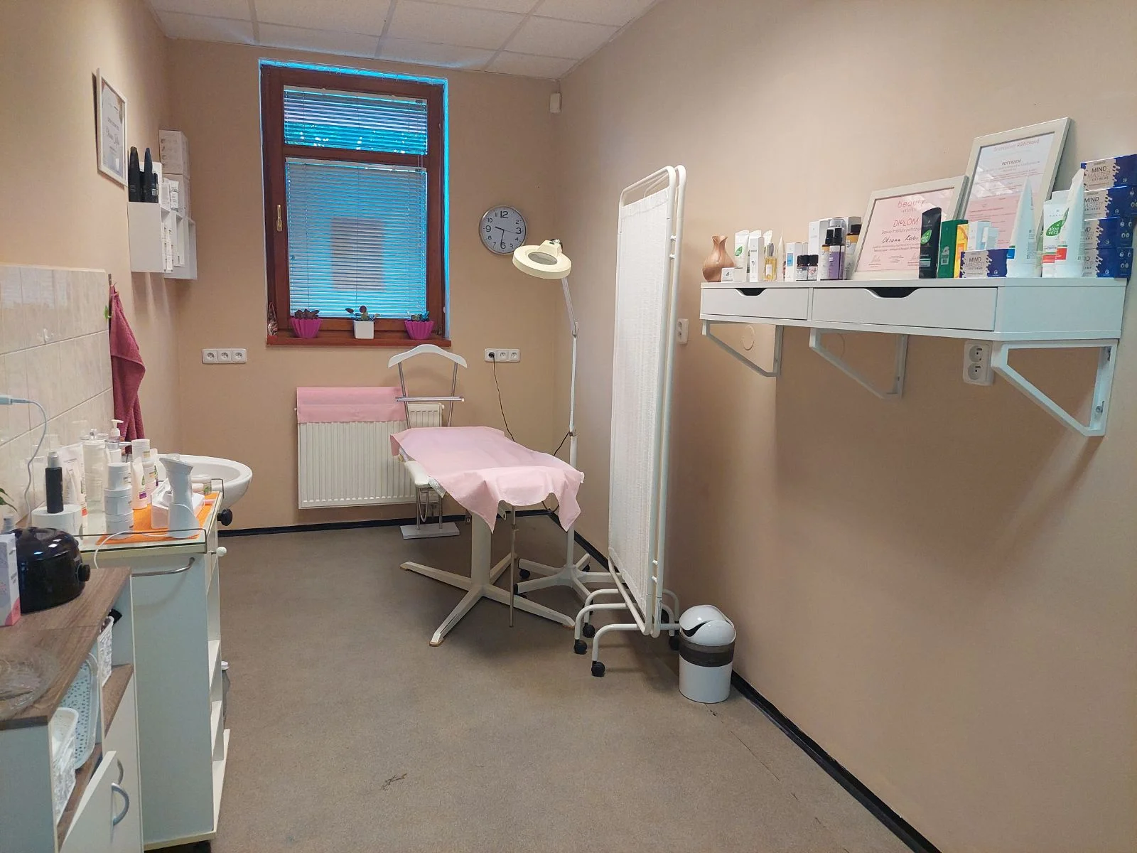 Profesionální kosmetické ošetření v Oxibeauty vč. masáže obličeje a dekoltu