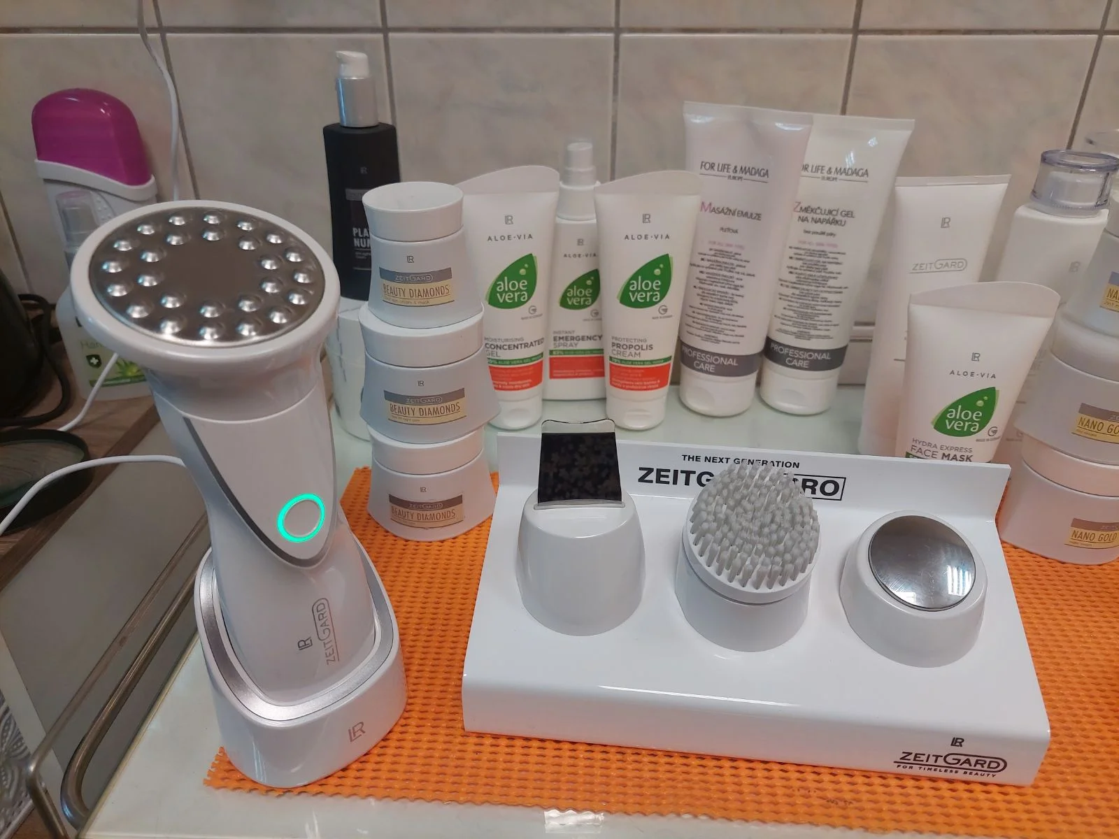 Profesionální kosmetické ošetření v Oxibeauty vč. masáže obličeje a dekoltu