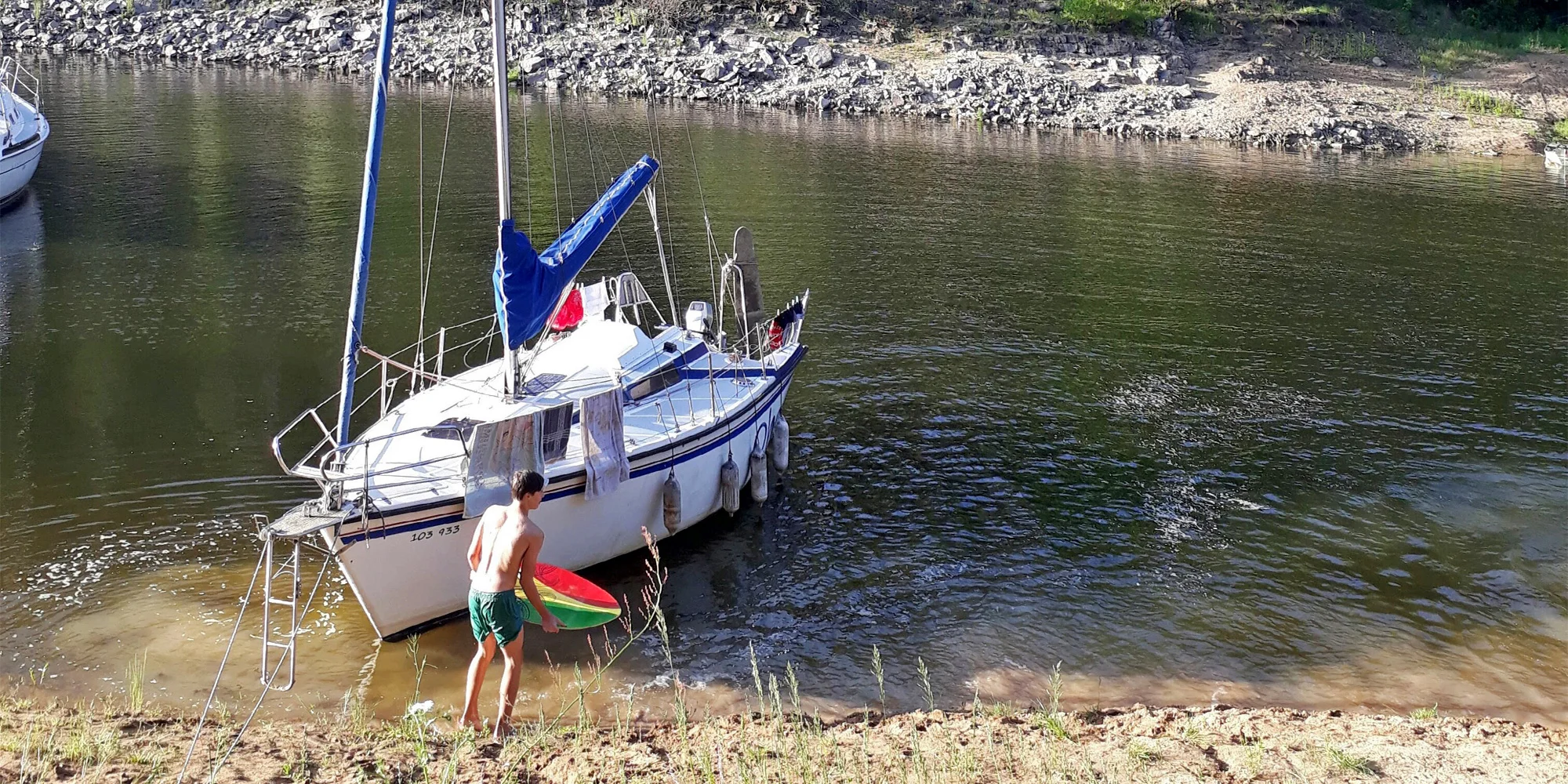 3hod. plavba jachtou s kapitánem na Orlíku vč. zapůjčení paddleboardů i privátní pronájem