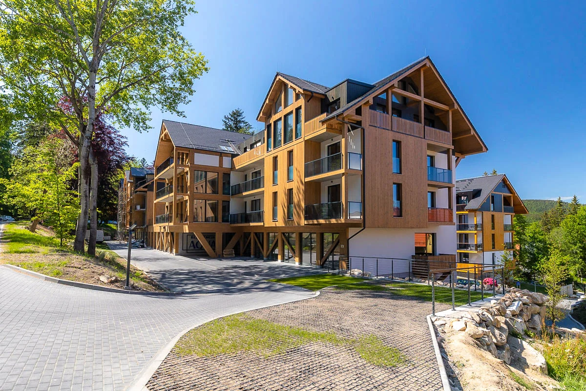 Nová rezidence ve Sklářské Porubě: wellness i solná jeskyně, apartmány s infrasaunou a až 2 děti zdarma