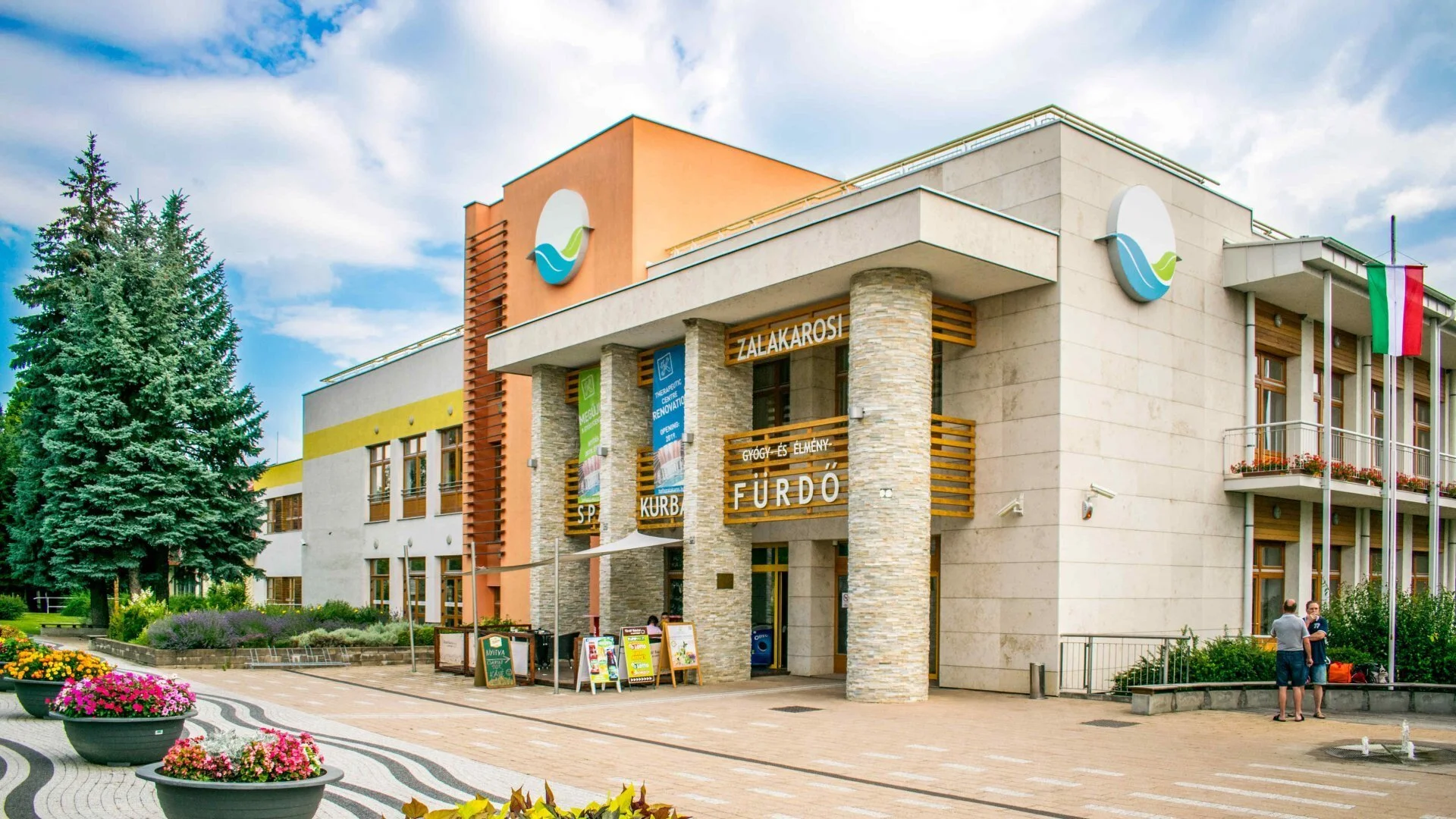Neomezený wellness a polopenze i návštěva termálních lázní v maďarském Zalakarosi