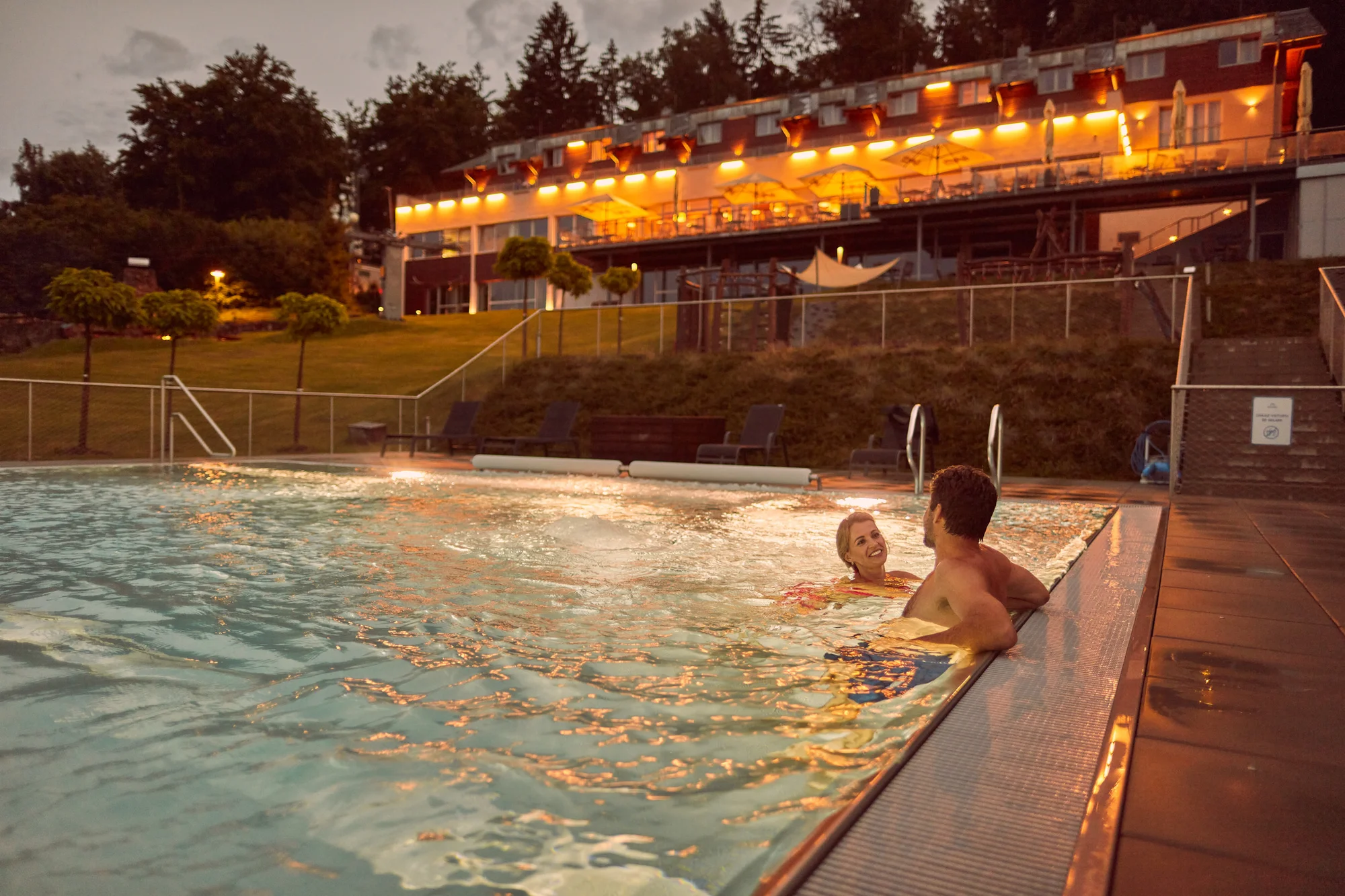 Pobyt na Monínci: hotel s vnitřním bazénem, vířivkou a snídaní