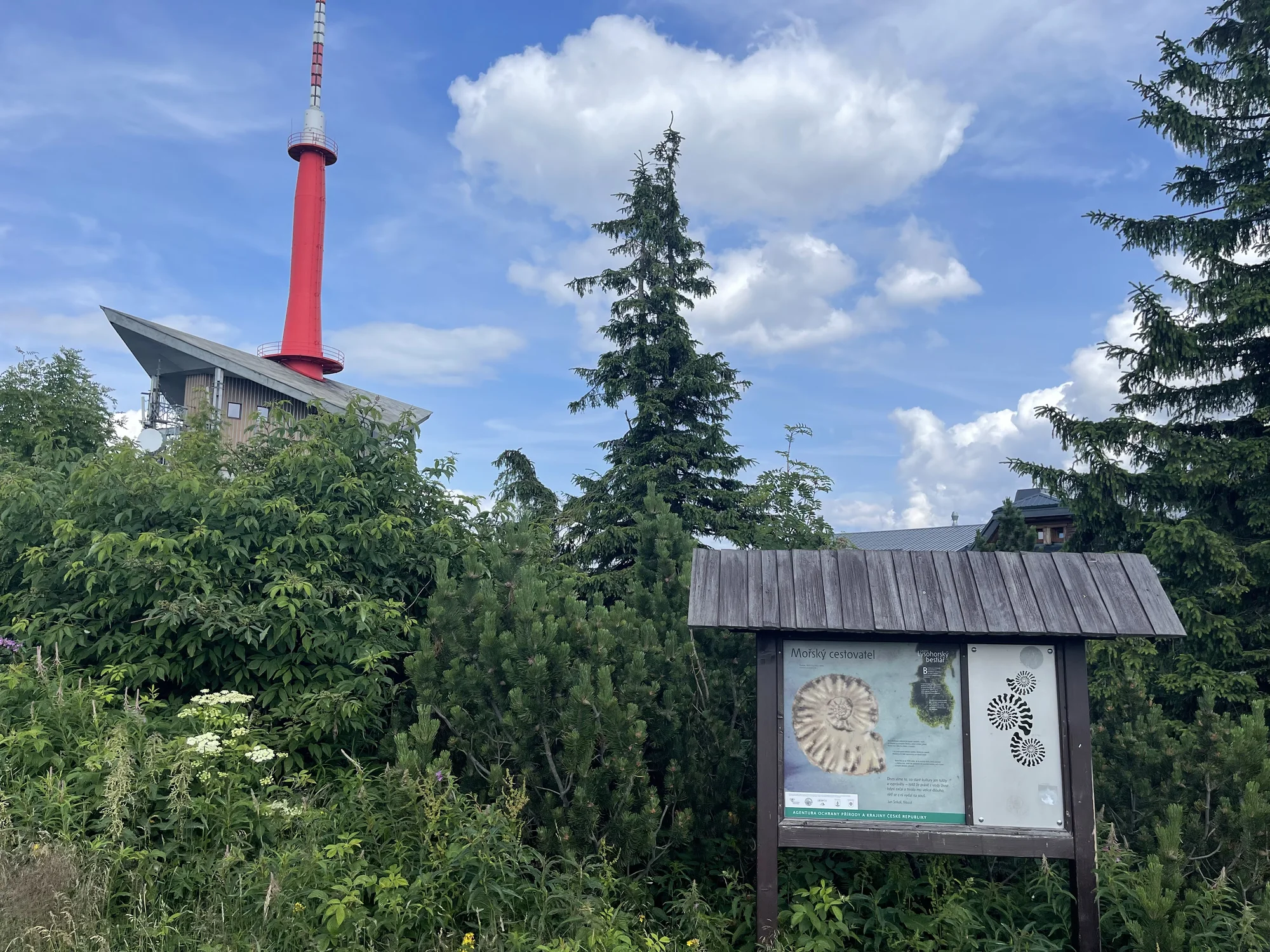 Horský hotel v Beskydech: snídaně, neomezeně dva bazény i sauna