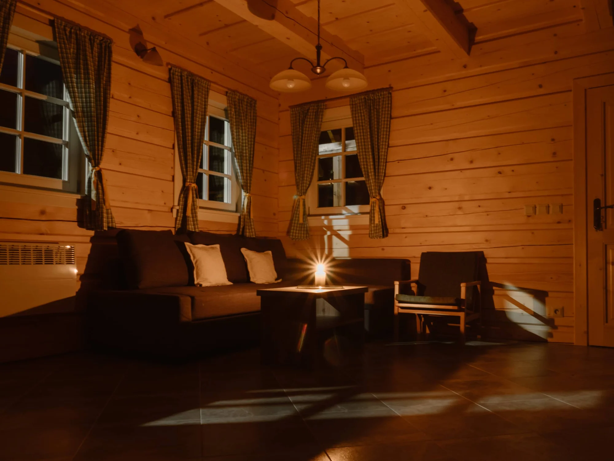 Pobyt v Jeseníkách: apartmány v roubence s koupacím wellness sudem