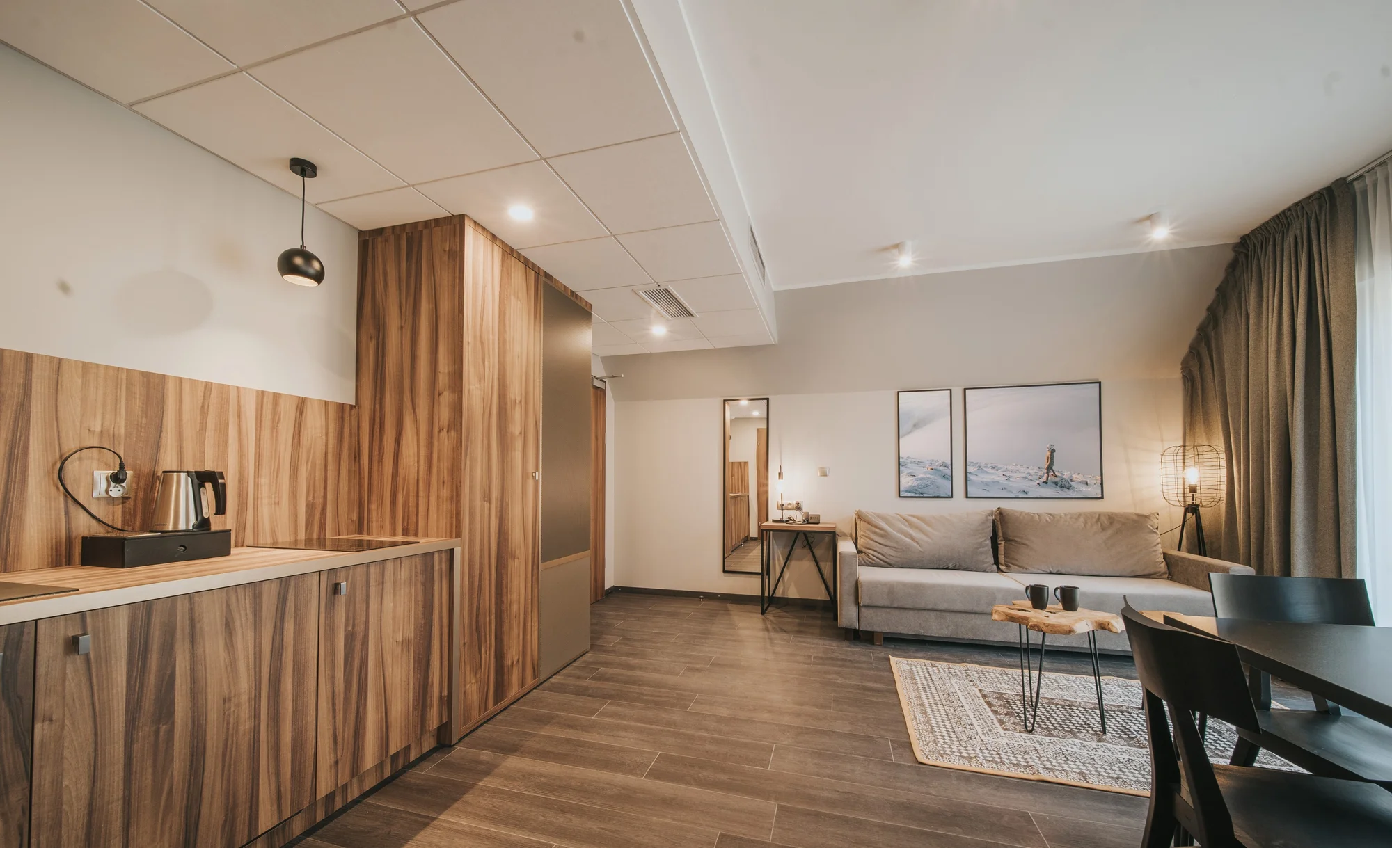 Pobyt v polských Krkonoších: apartmány u jezera Sosnówka, snídaně či polopenze a wellness
