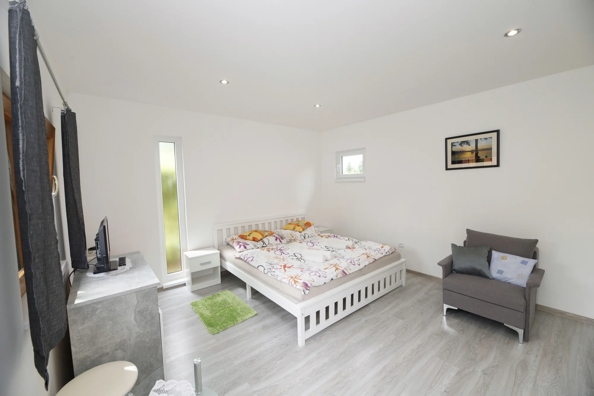 Pohoda přímo u Lipna: pokoj či apartmán v penzionu, snídaně nebo polopenze