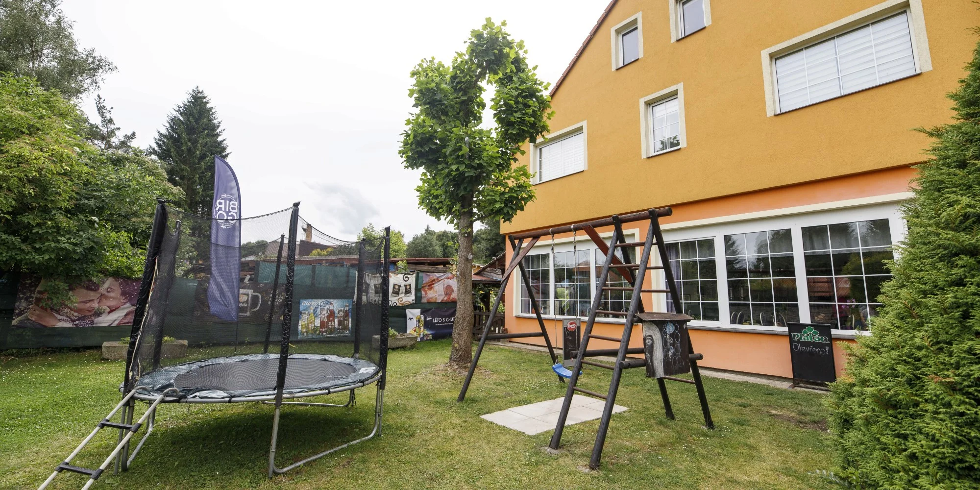 Pohoda přímo u Lipna: pokoj či apartmán v penzionu, snídaně nebo polopenze