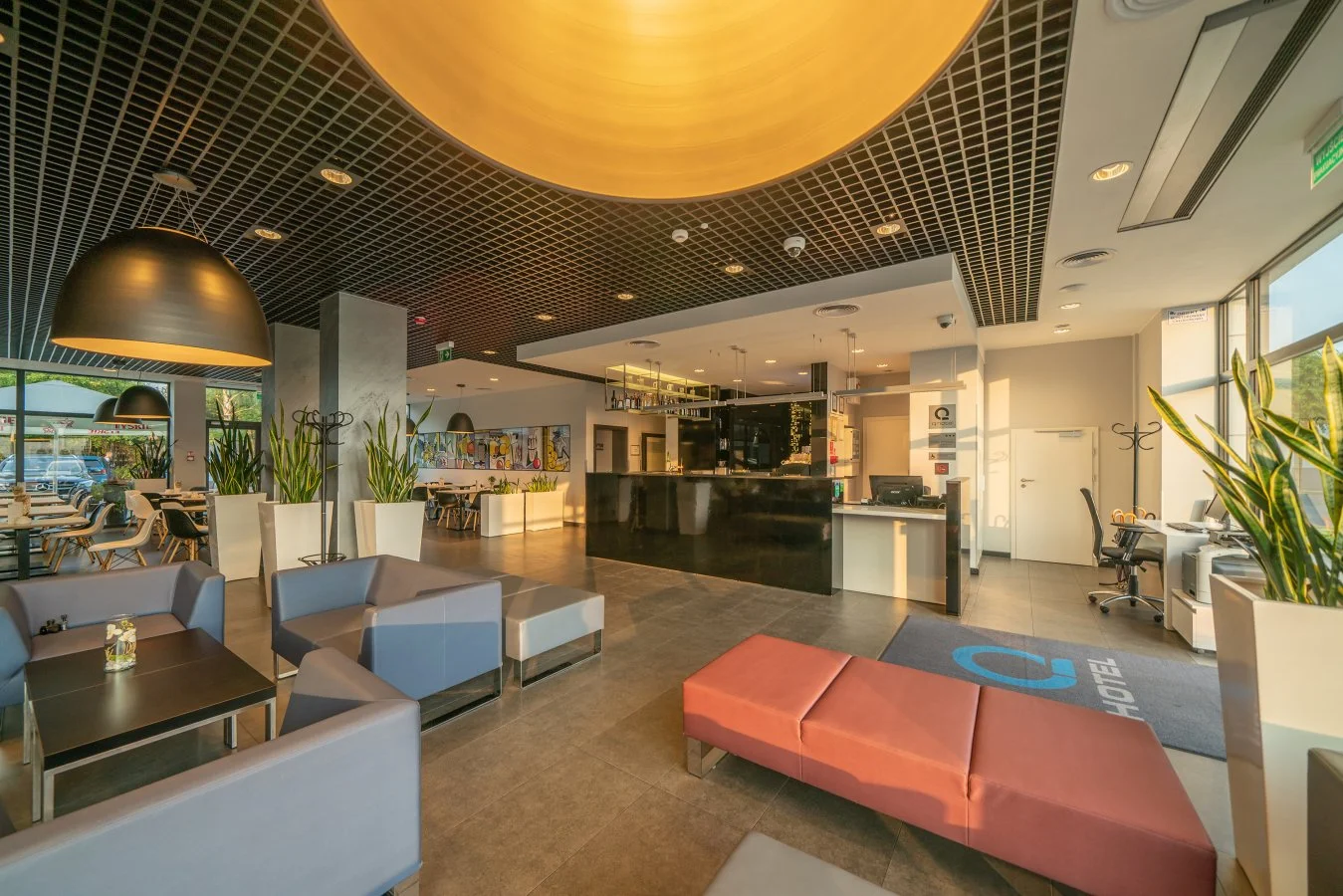 Krásy Krakova: zázemí moderního hotelu se snídaní či polopenzí